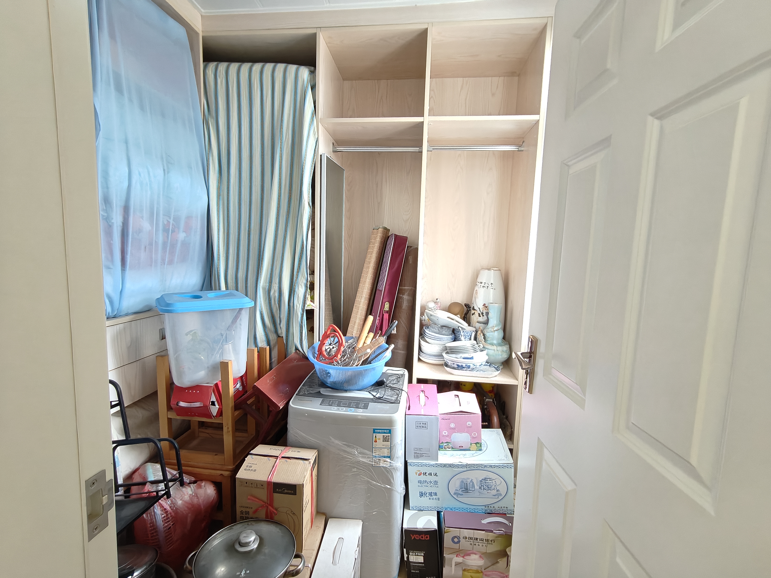 华晨御园 3室2厅2卫 95.0万 华晨御园 3室2厅2卫 95.0万室内图