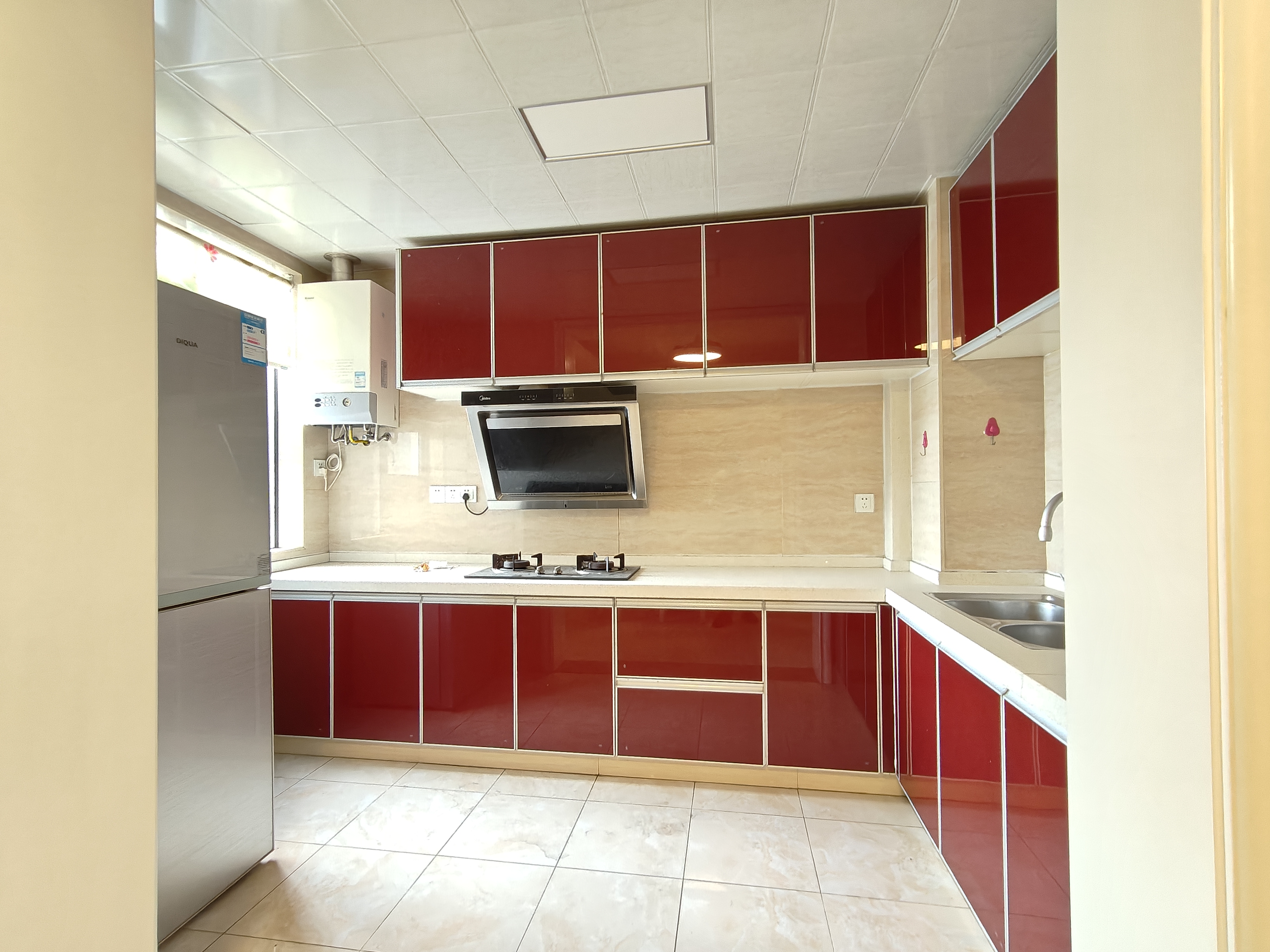 华晨御园 3室2厅2卫 95.0万 华晨御园 3室2厅2卫 95.0万室内图