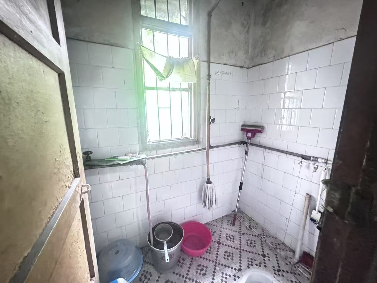 王塔冲二村 2室2厅1卫 14.0万 王塔冲二村 2室2厅1卫 14.0万室内图