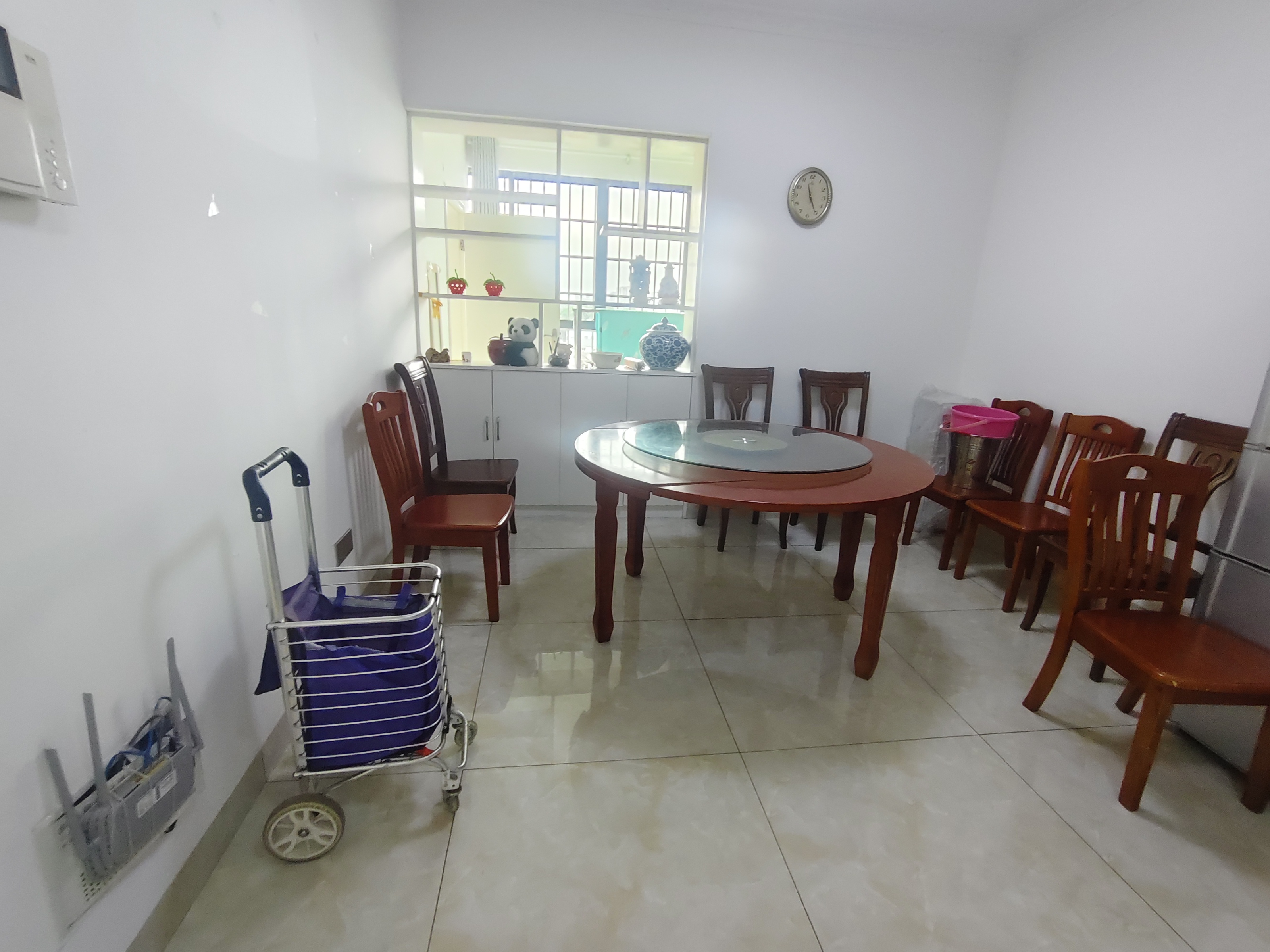 中央皇庭 3室2厅2卫 63.0万 中央皇庭 3室2厅2卫 63.0万室内图