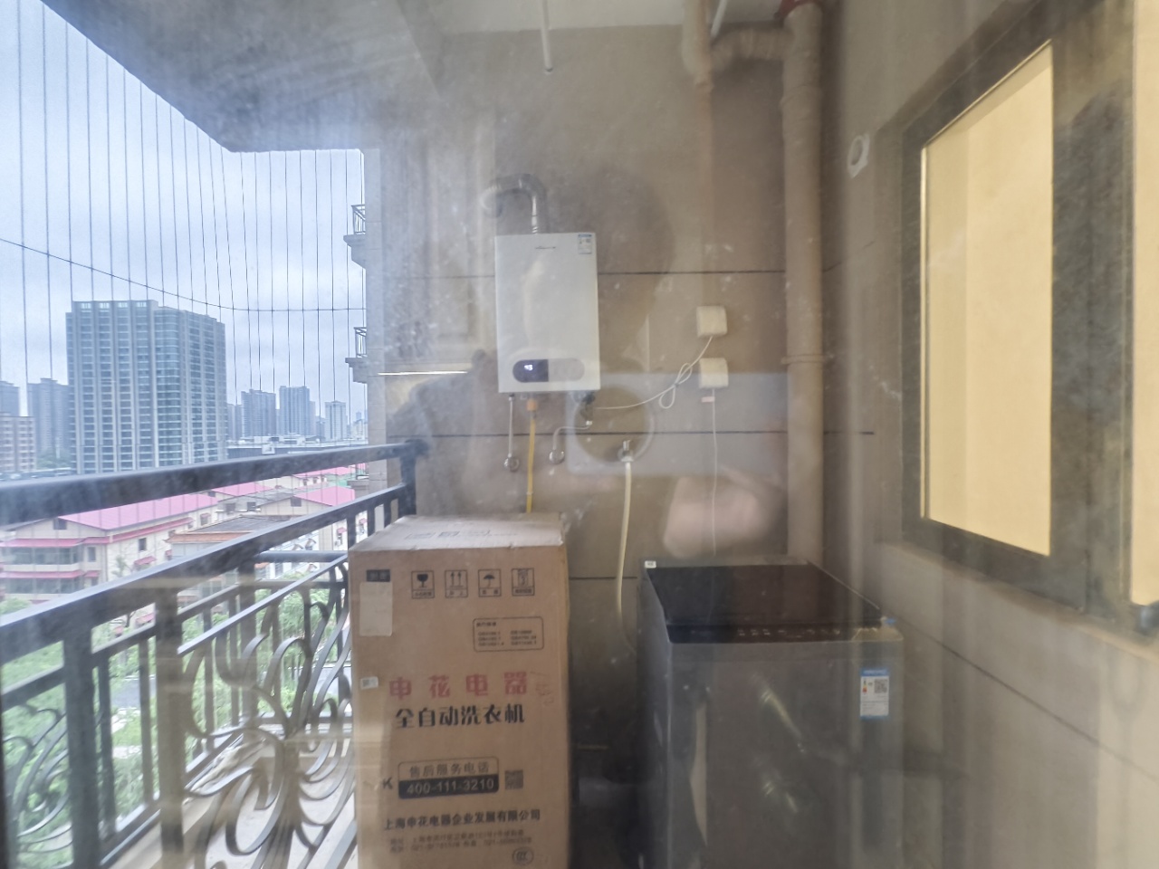 恒大华府  3室2厅2卫   75.00万室内图