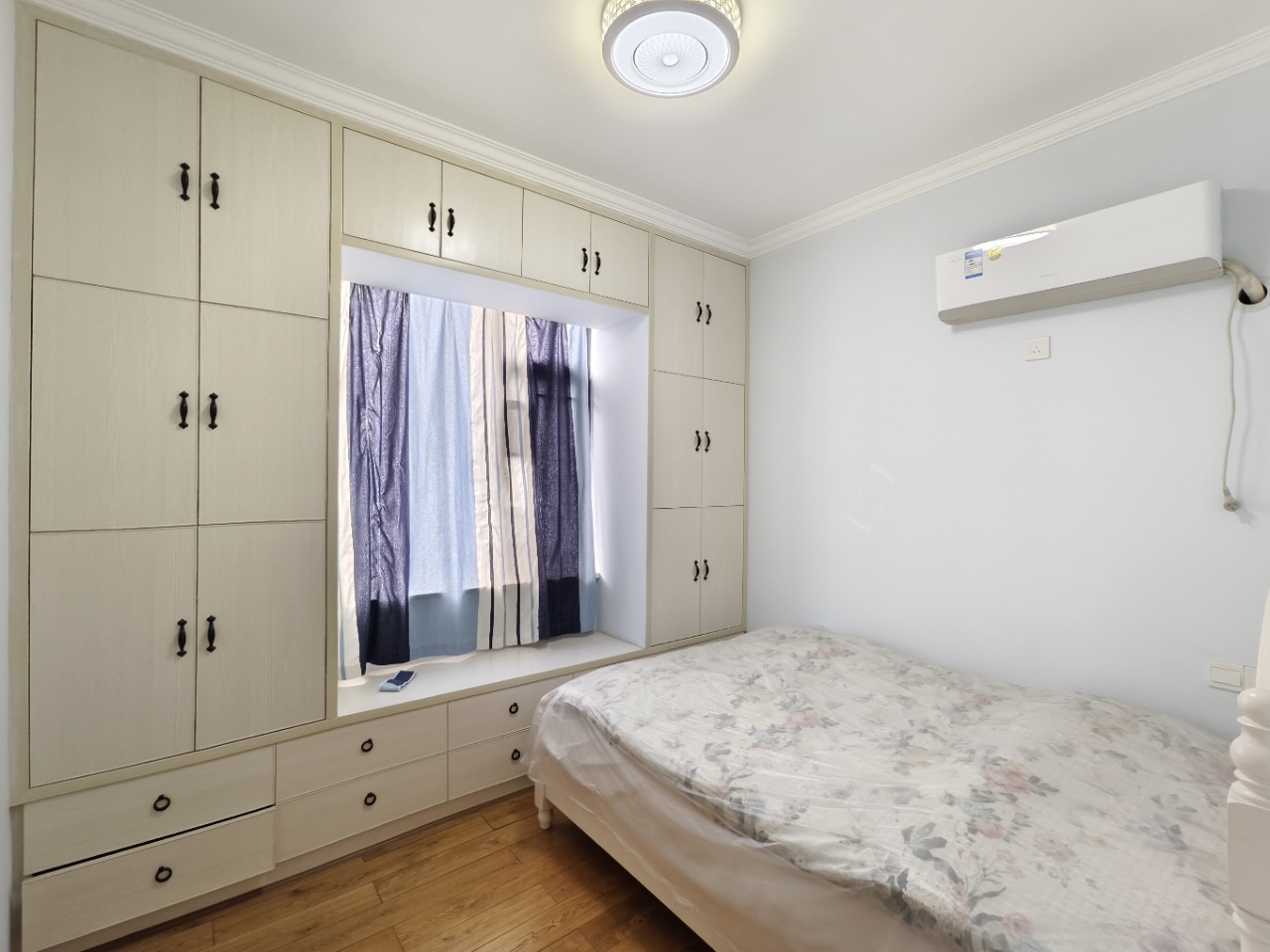 湘银星城 3室2厅1卫 56.0万 湘银星城 3室2厅1卫 56.0万室内图