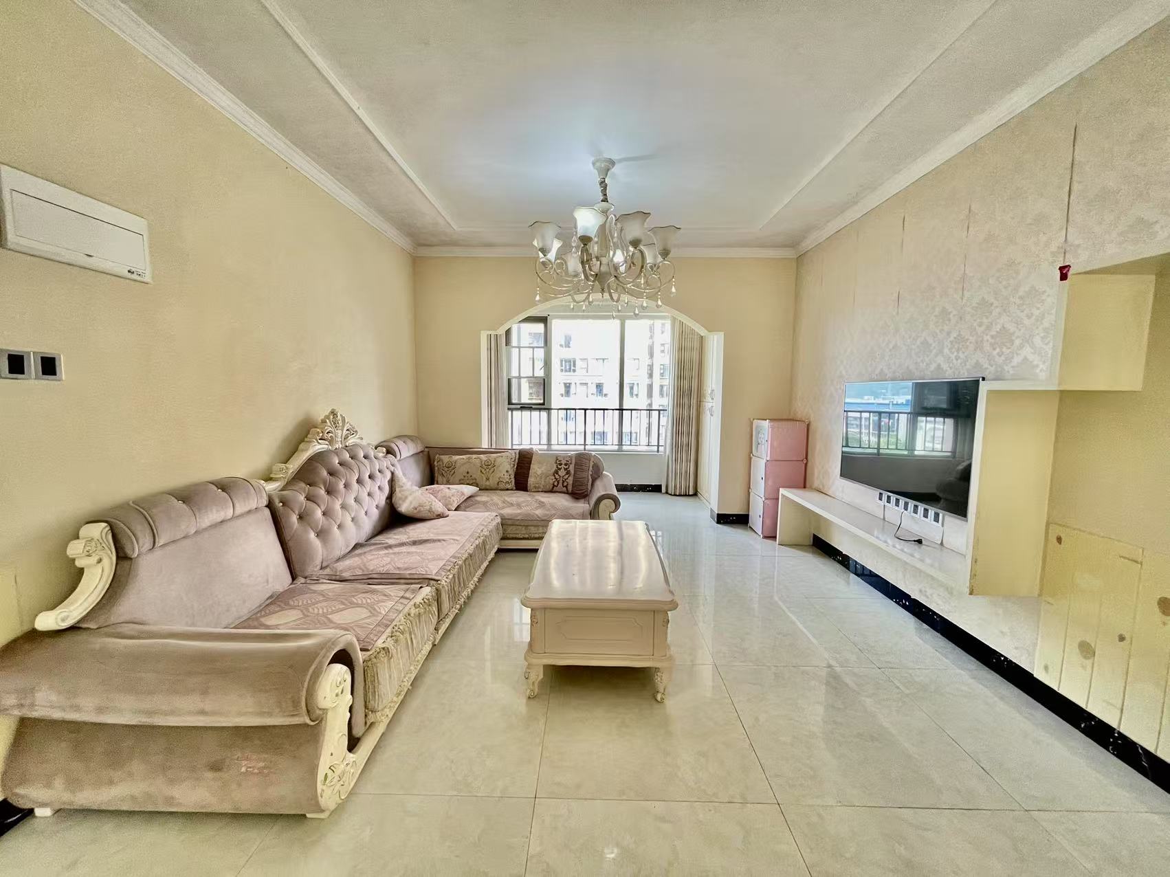 佳兆业金域天下三期 3室2厅2卫 55.0万 佳兆业金域天下三期 3室2厅2卫 55.0万室内图