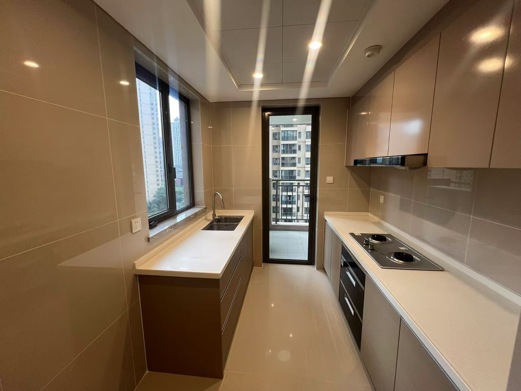 晋合湘水湾七期 4室2厅2卫 125.0万 晋合湘水湾七期 4室2厅2卫 125.0万室内图