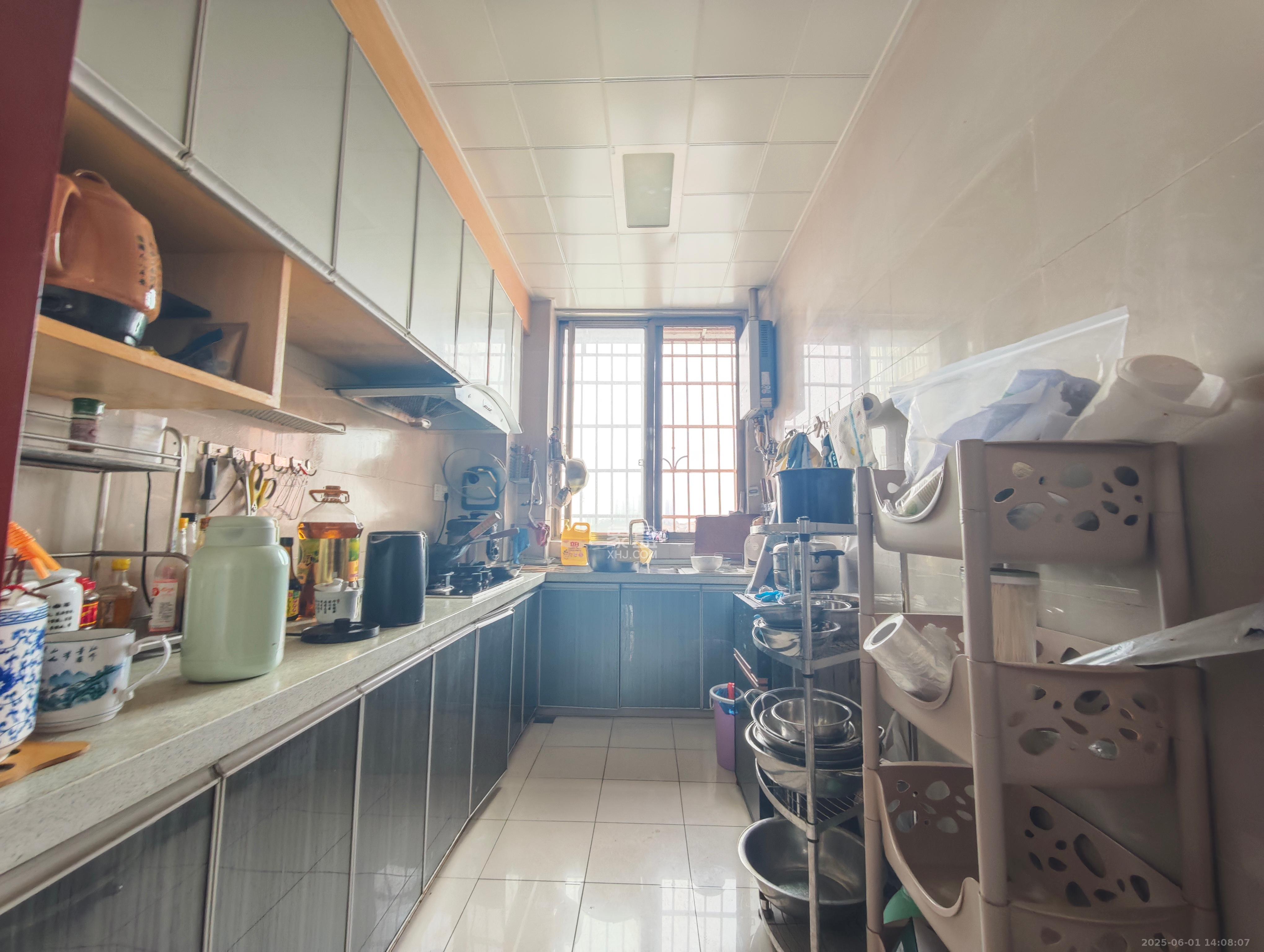 蟠龙欣苑 1室0厅0卫 2200.0元/月 蟠龙欣苑 1室0厅0卫 2200.0元/月室内图