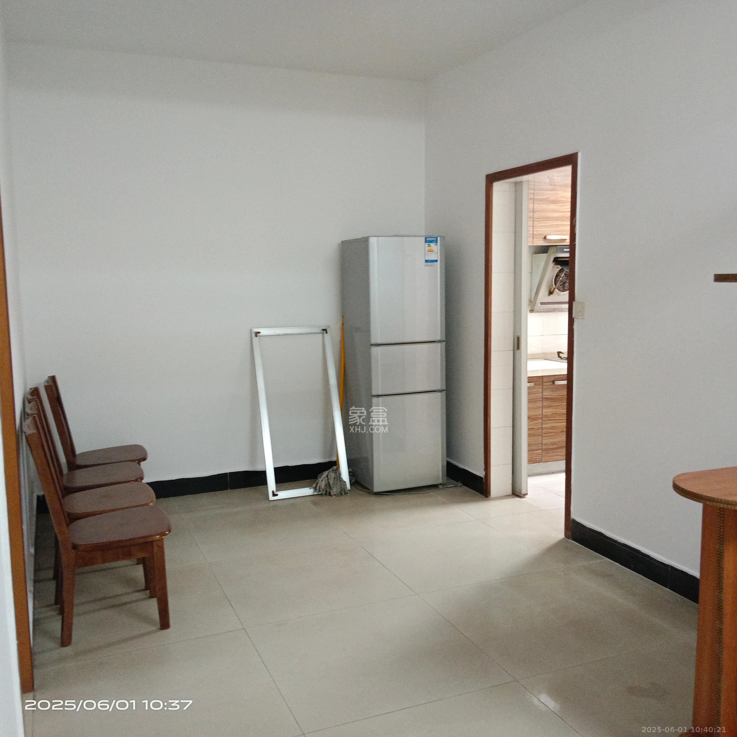 滨湖小区(湖南农业大学) 3室2厅1卫 2200.0元/月 滨湖小区(湖南农业大学) 3室2厅1卫 2200.0元/月室内图