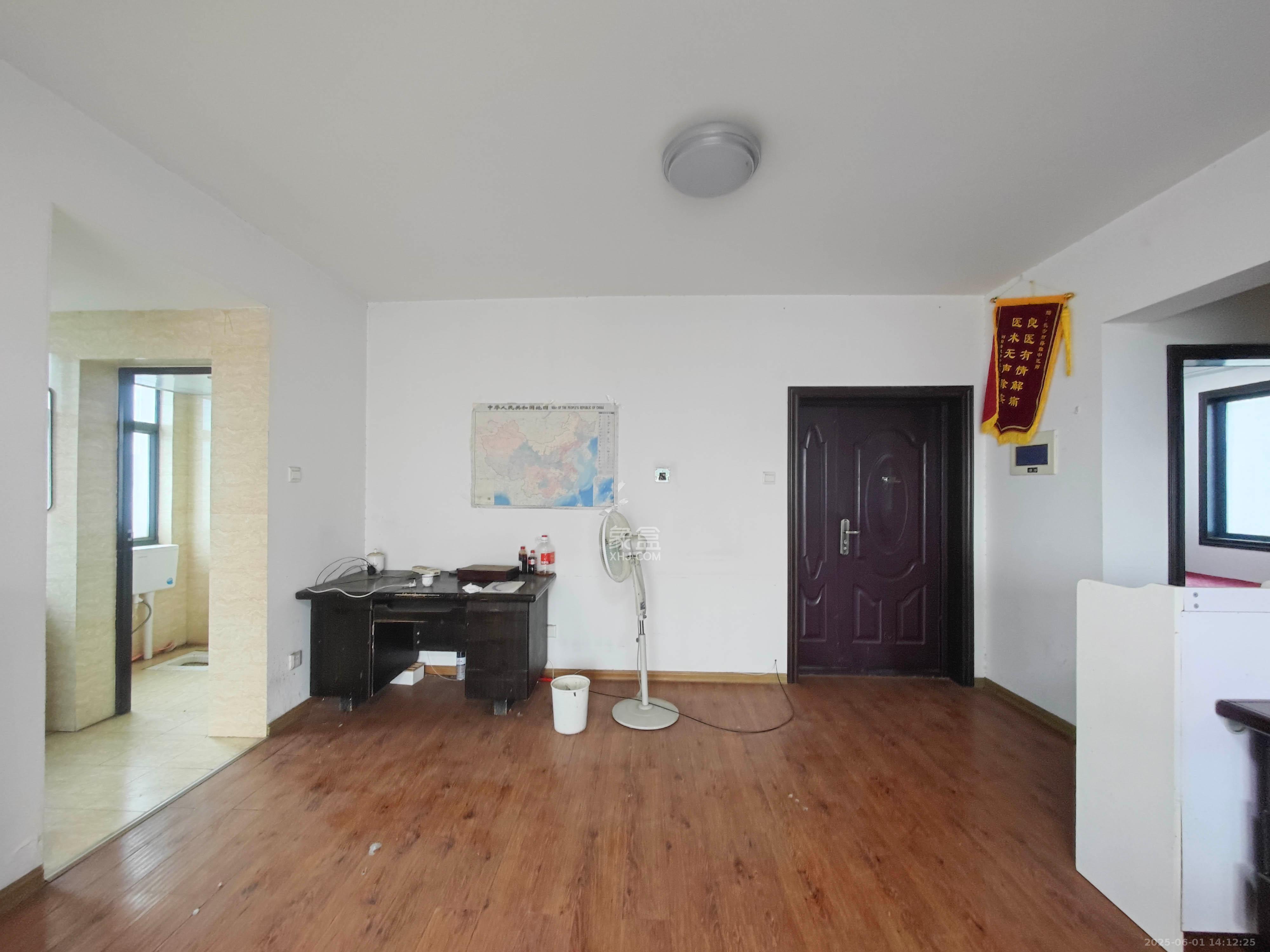 南颐园 2室2厅1卫 48.0万 南颐园 2室2厅1卫 48.0万其他