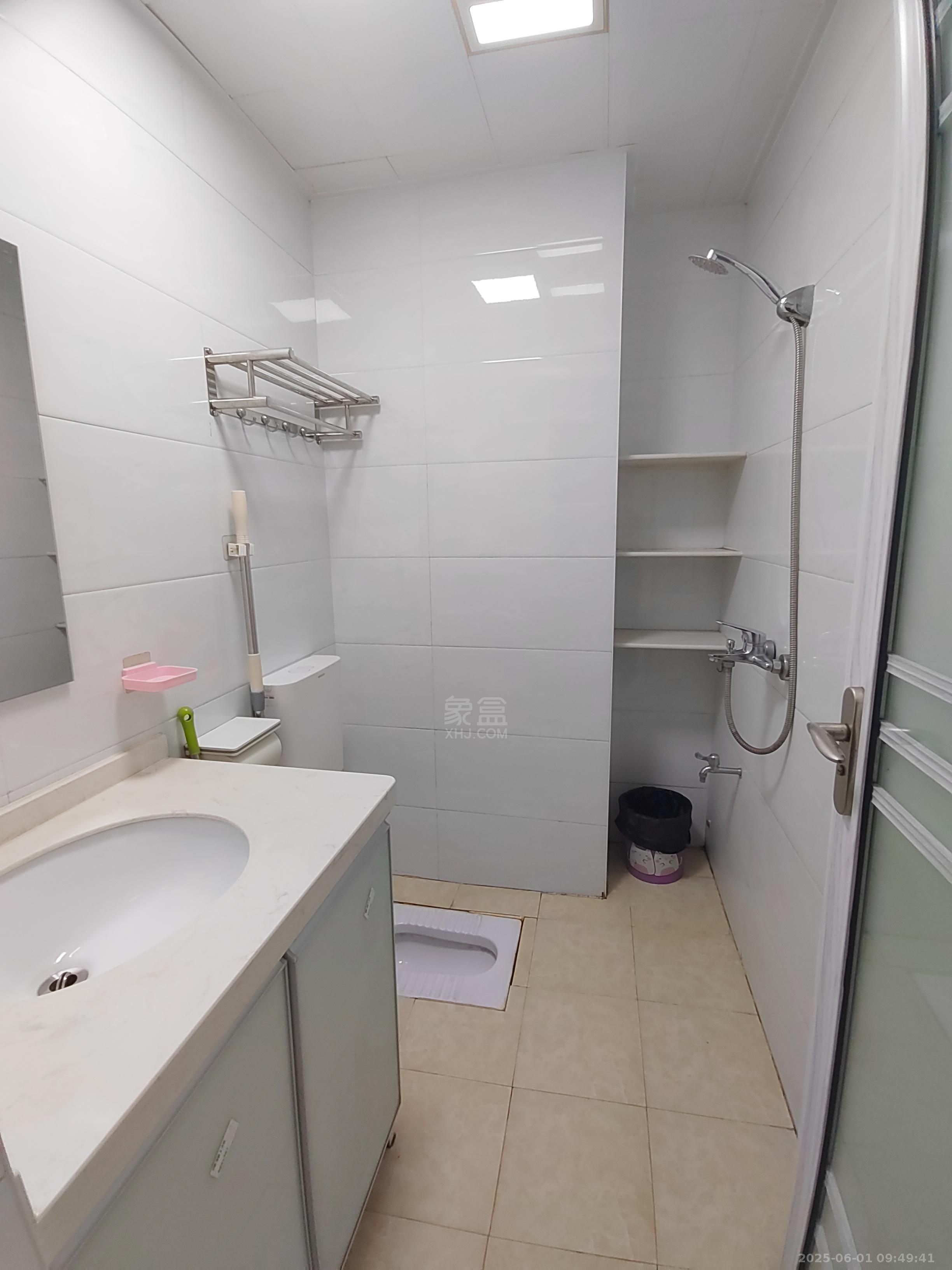 中泰财富湘江 1室1厅1卫 1100.0元/月 中泰财富湘江 1室1厅1卫 1100.0元/月室内图