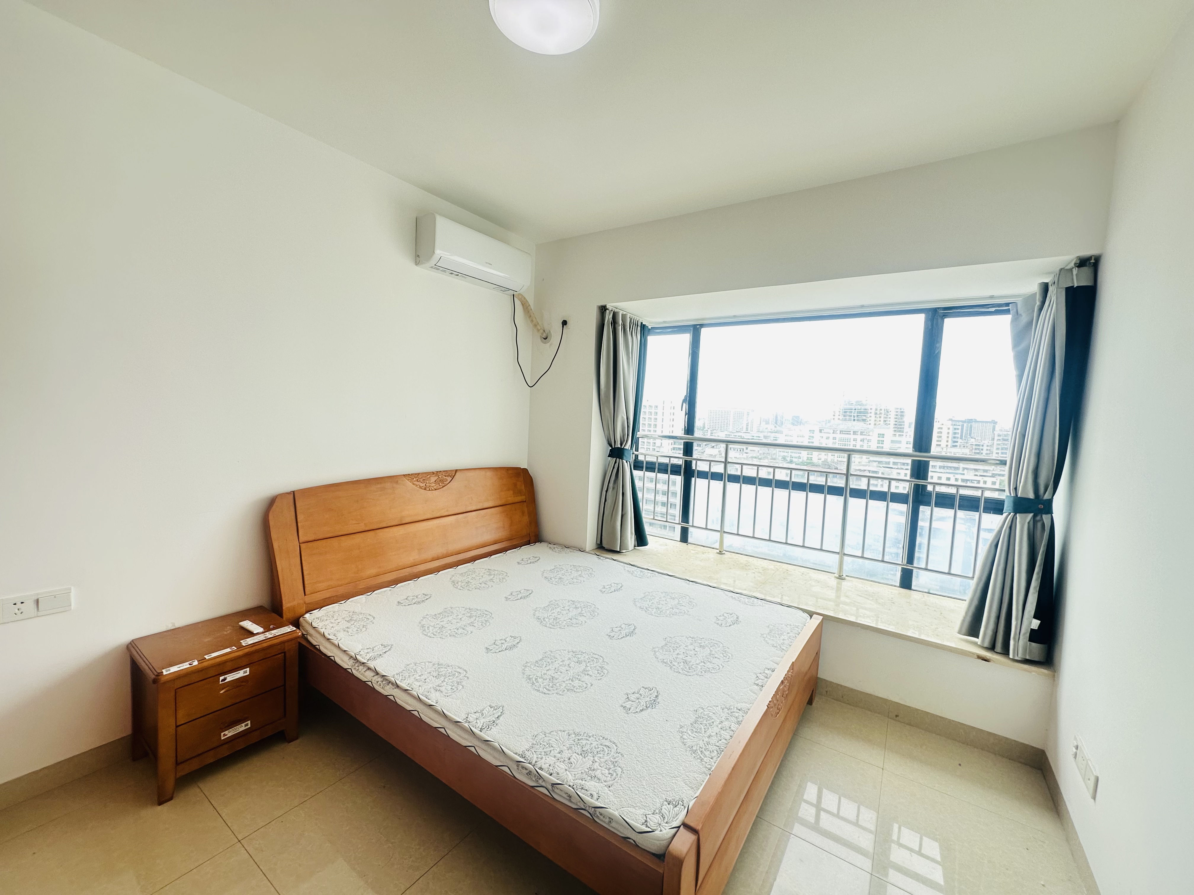 厚土珊瑚湾  2室2厅1卫   2400.00元/月室内图