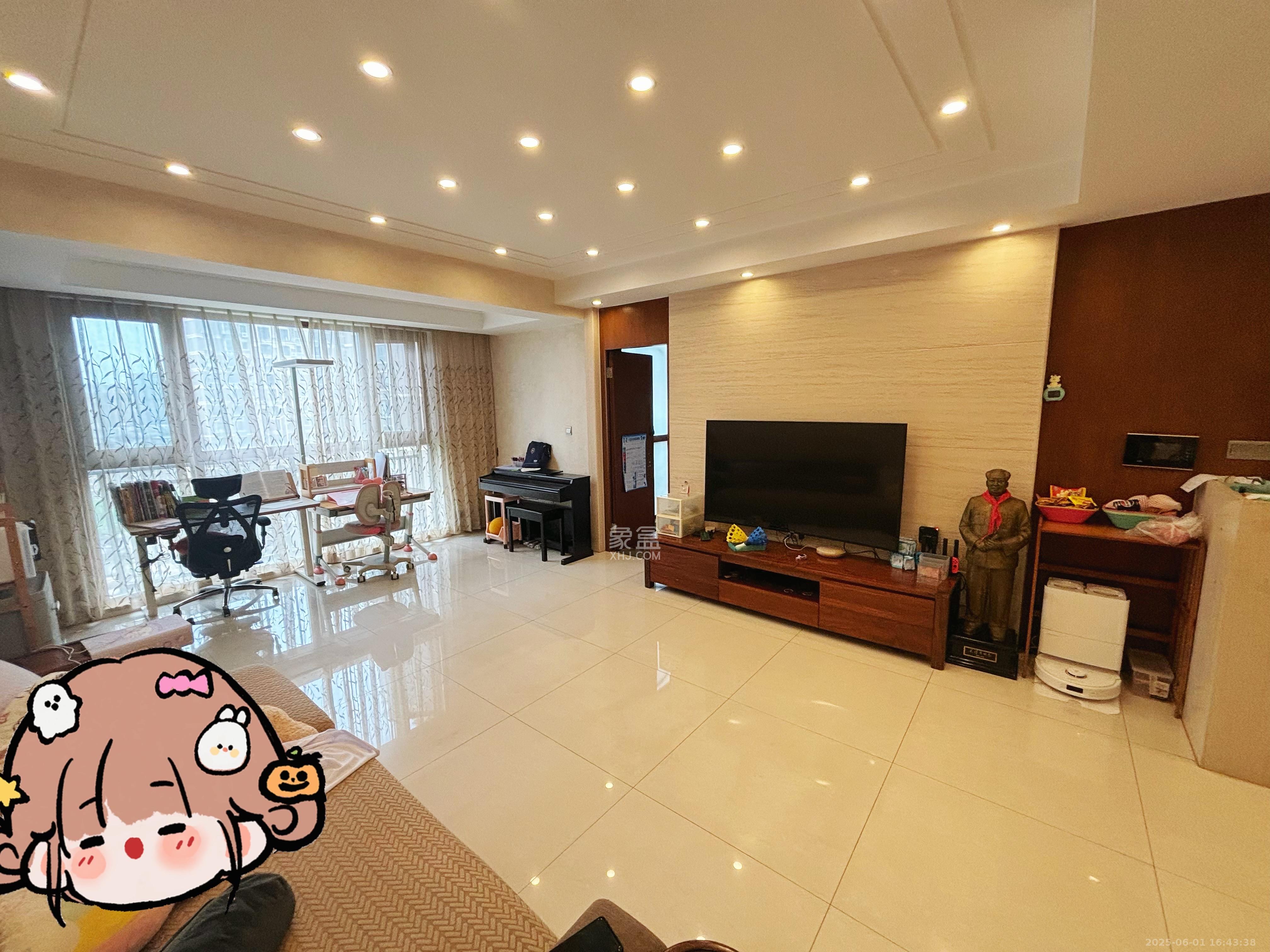 东方名苑臻锦园 3室2厅2卫 105.0万 东方名苑臻锦园 3室2厅2卫 105.0万客厅