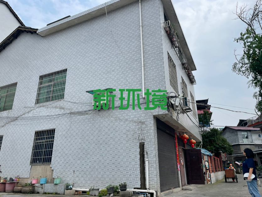 西溪坪散盘  8室3厅3卫   120.00万客厅