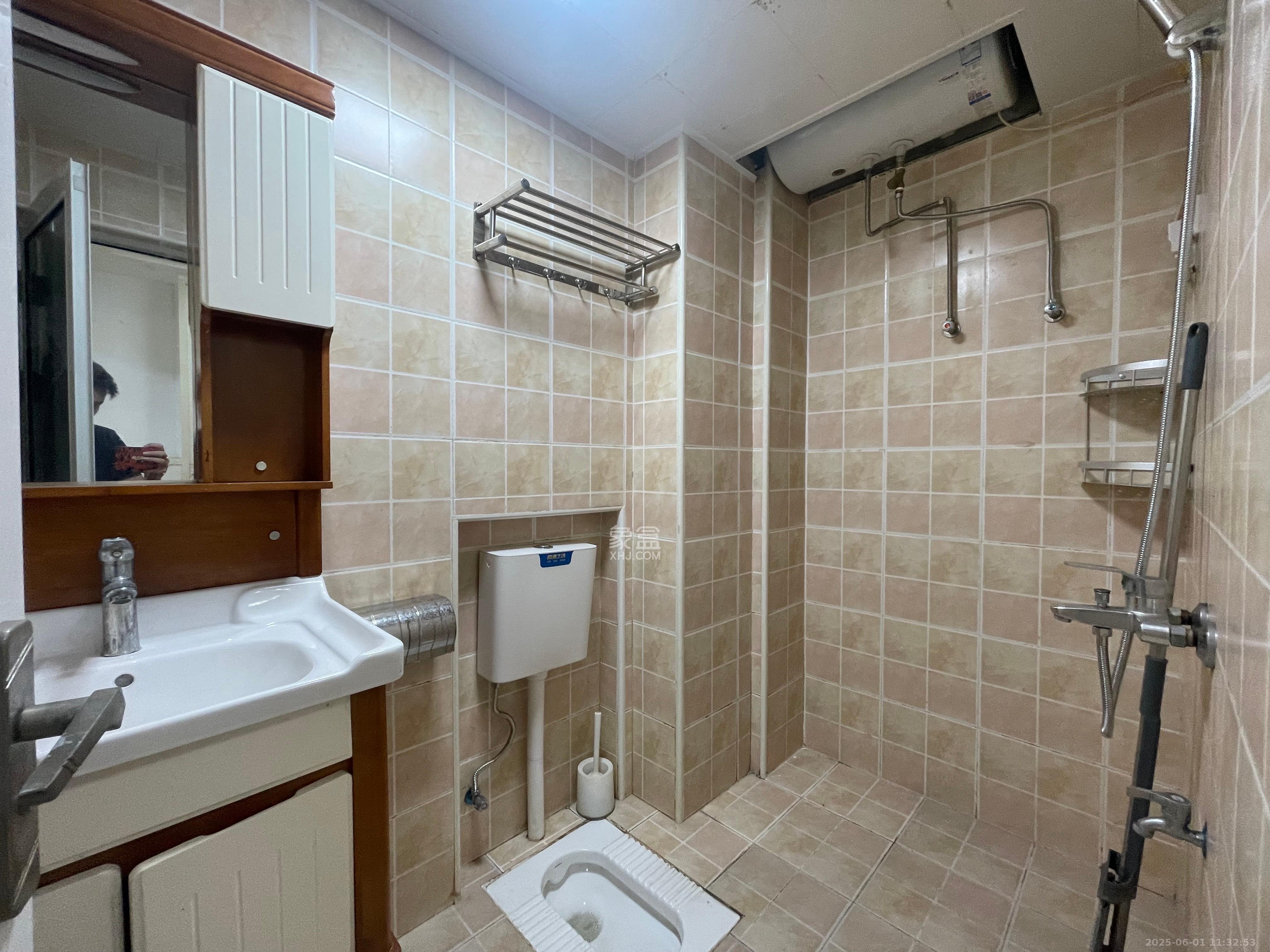 东友星座 1室1厅1卫 1900.0元/月 东友星座 1室1厅1卫 1900.0元/月室内图