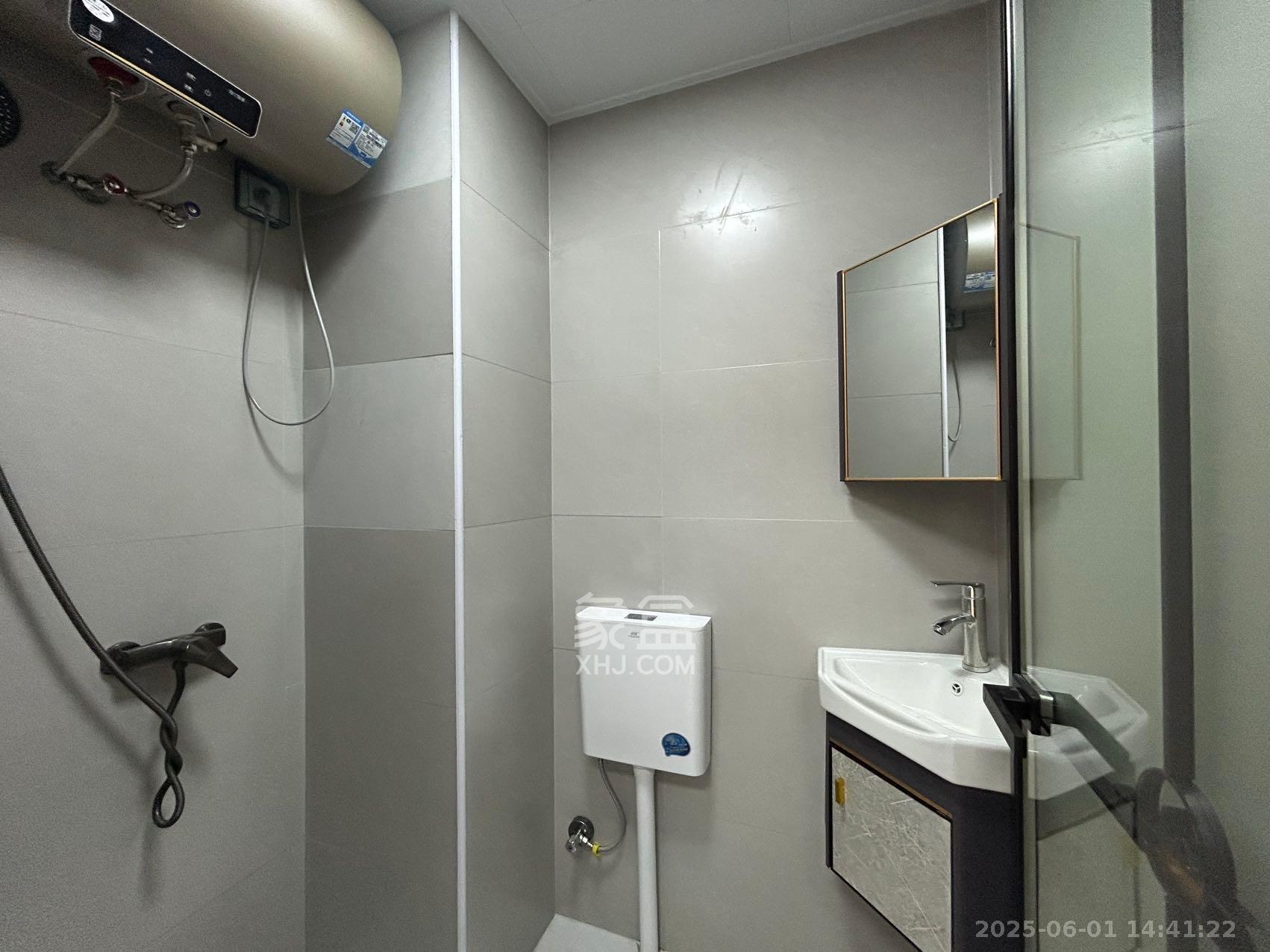 建发玖洲观澜 1室1厅1卫 1500.0元/月 建发玖洲观澜 1室1厅1卫 1500.0元/月室内图