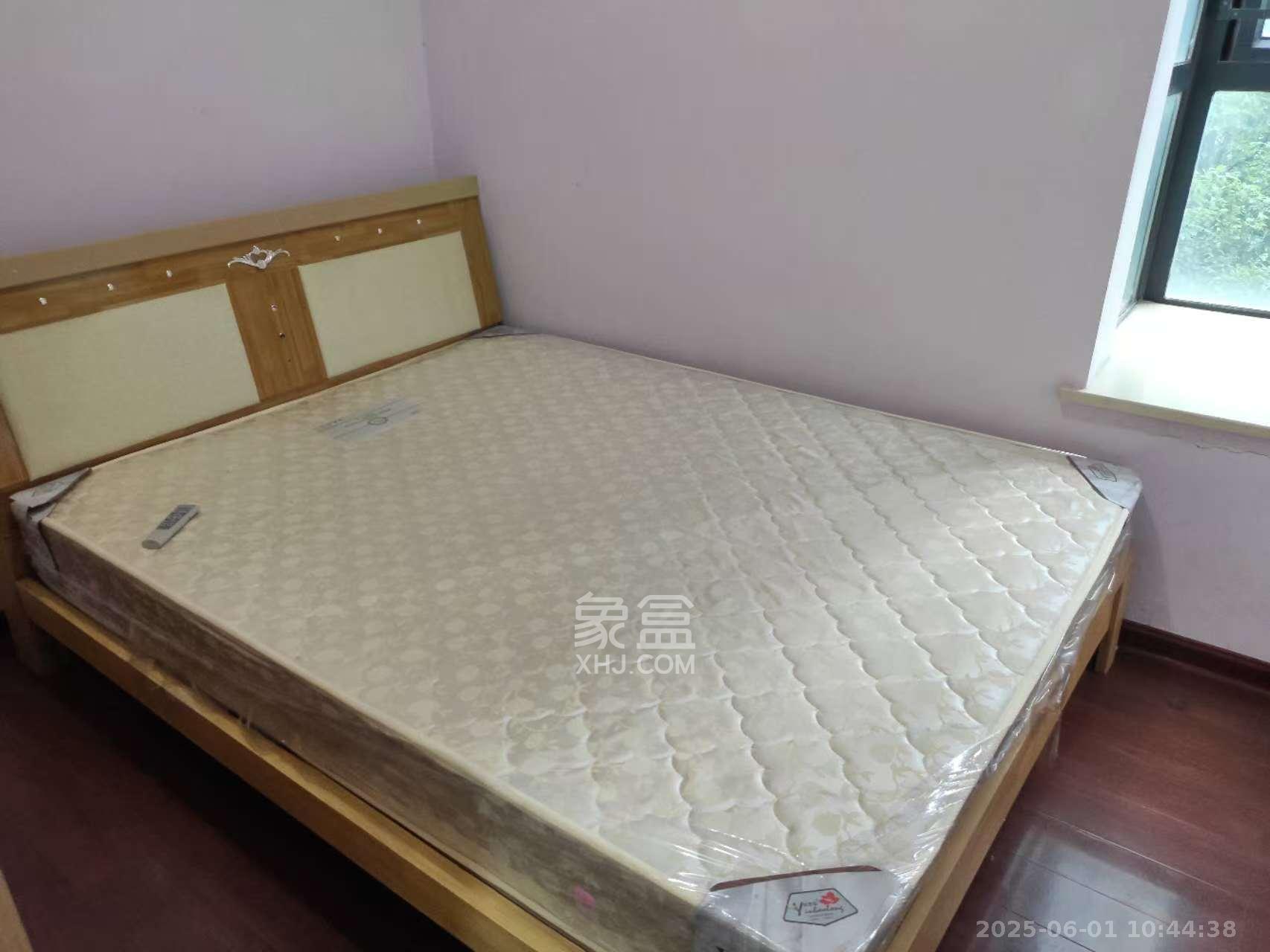 莱茵城  2室2厅1卫    1800.0元/月室内图