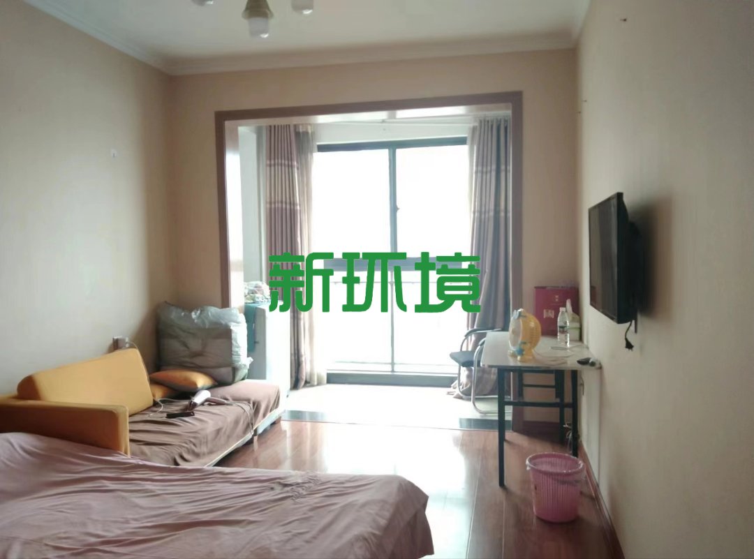 山水印象  1室0厅0卫   28.00万客厅
