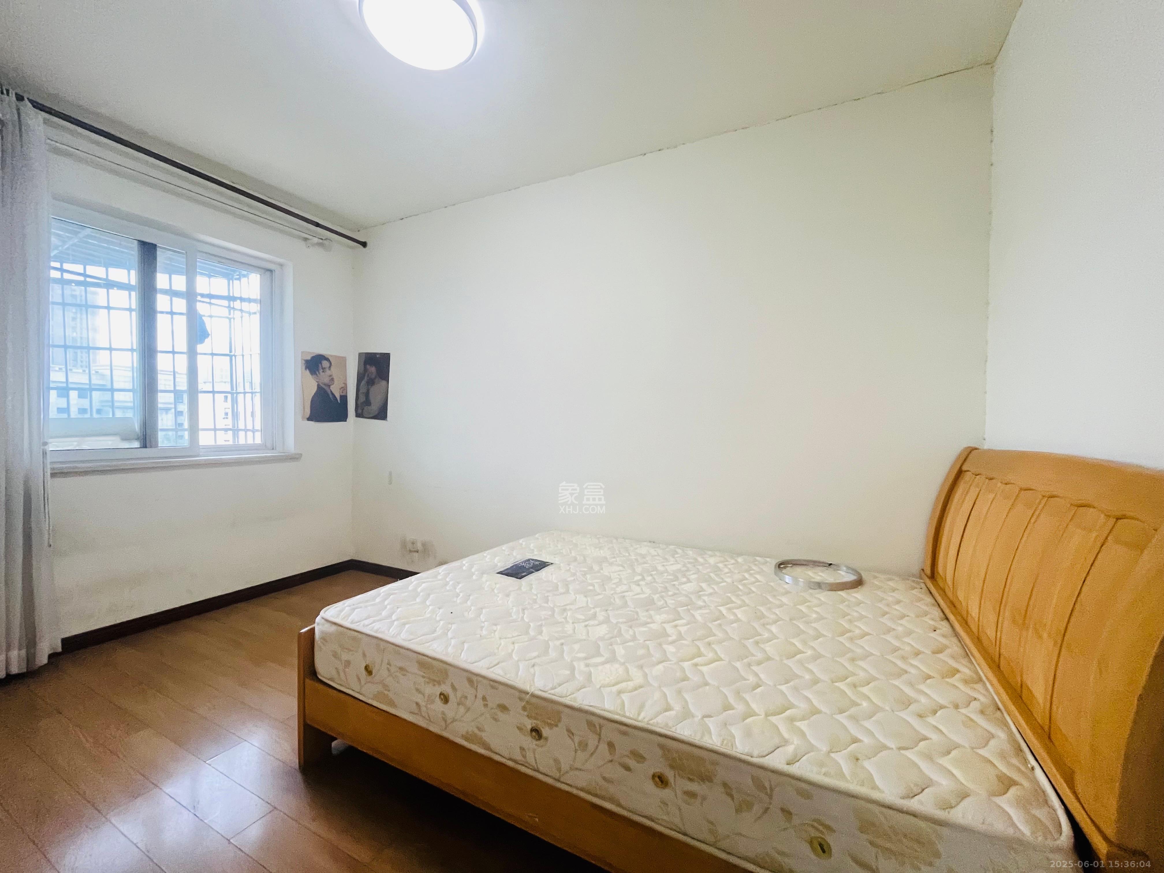 金达家园 3室2厅1卫 1800.0元/月 金达家园 3室2厅1卫 1800.0元/月室内图