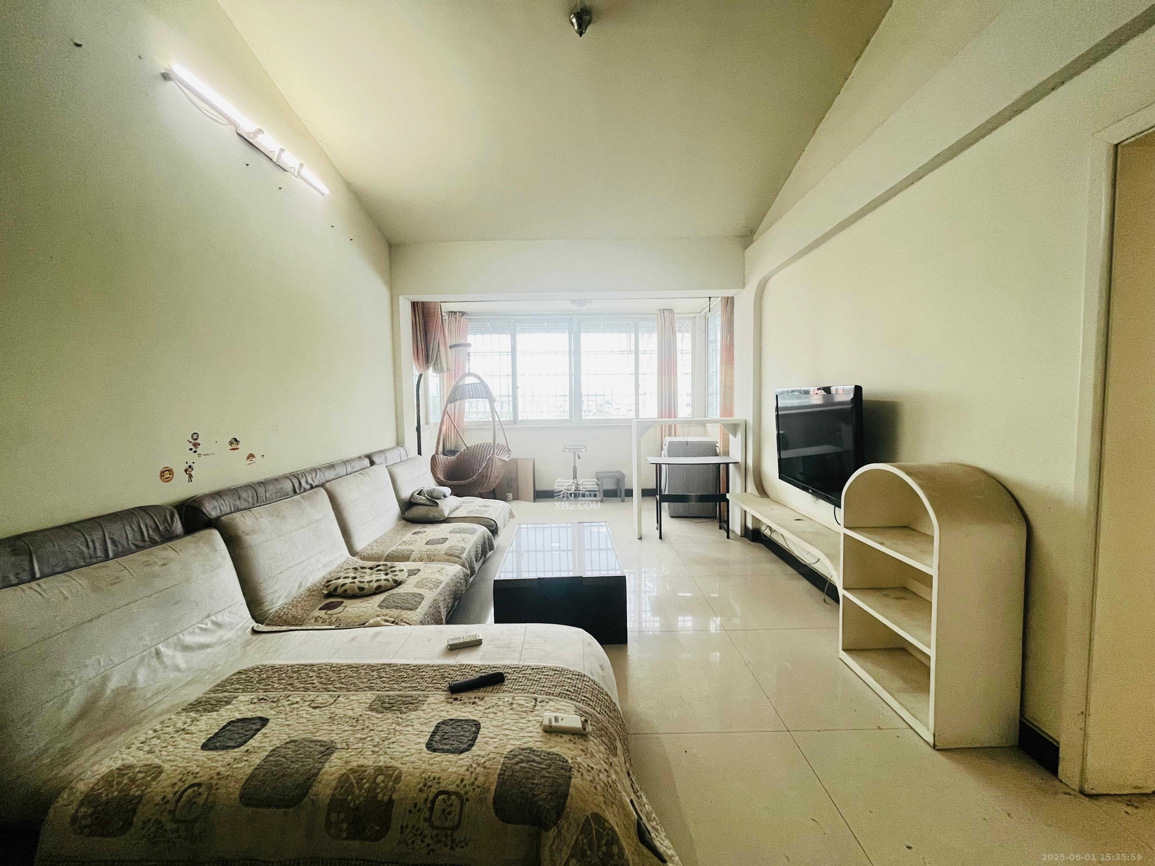 金达家园 3室2厅1卫 1800.0元/月 金达家园 3室2厅1卫 1800.0元/月室内图