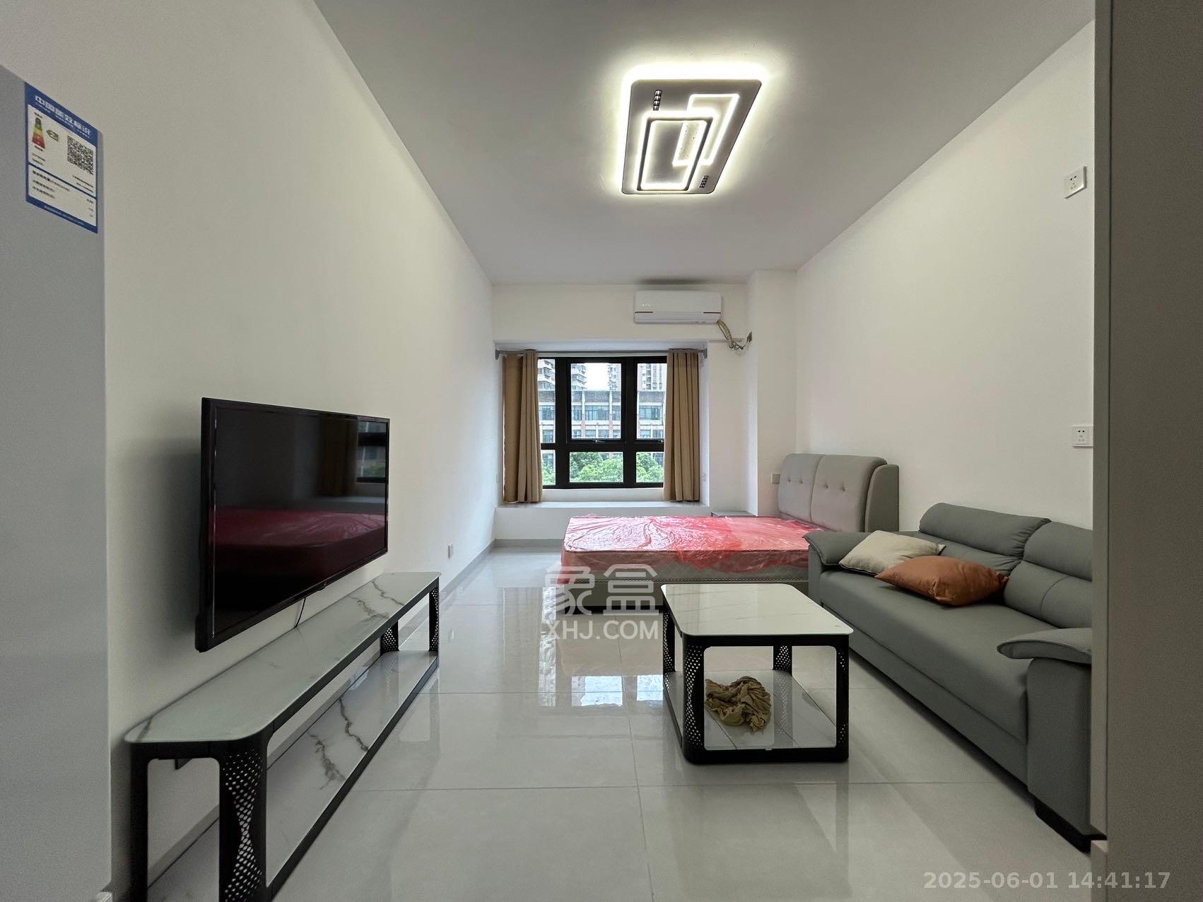 建发玖洲观澜 1室1厅1卫 1500.0元/月 建发玖洲观澜 1室1厅1卫 1500.0元/月室内图