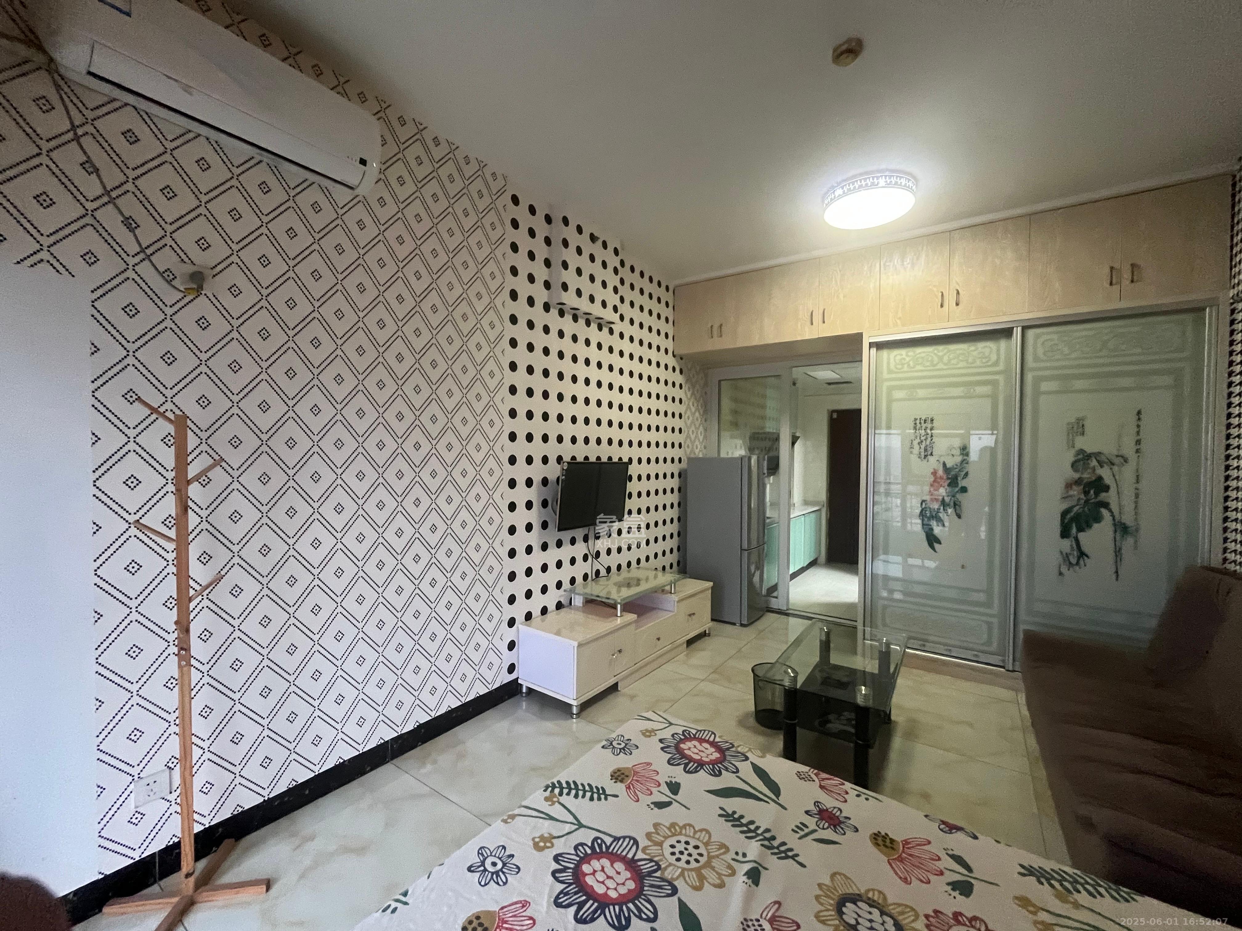 达美D6区  1室1厅1卫   1400.00元/月