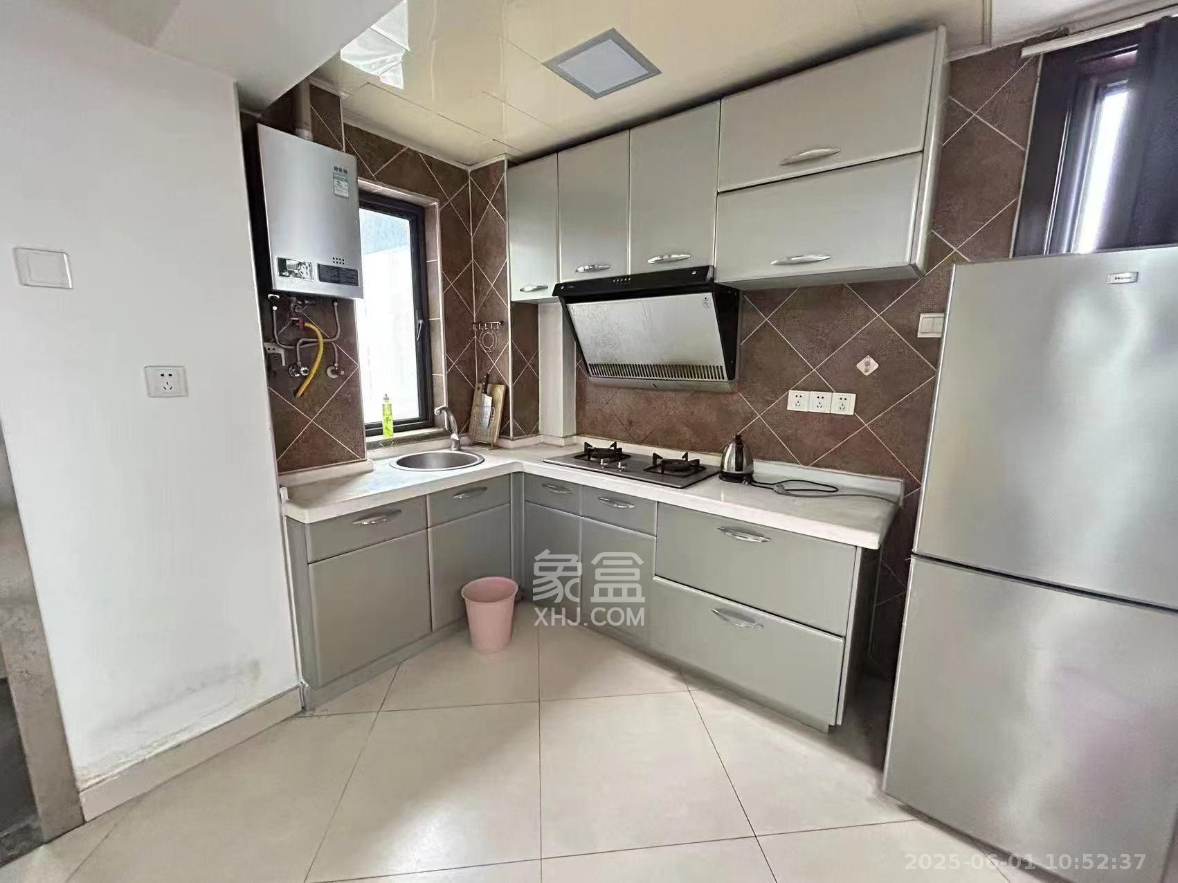 印象天心 1室1厅1卫 2300.0元/月 印象天心 1室1厅1卫 2300.0元/月室内图