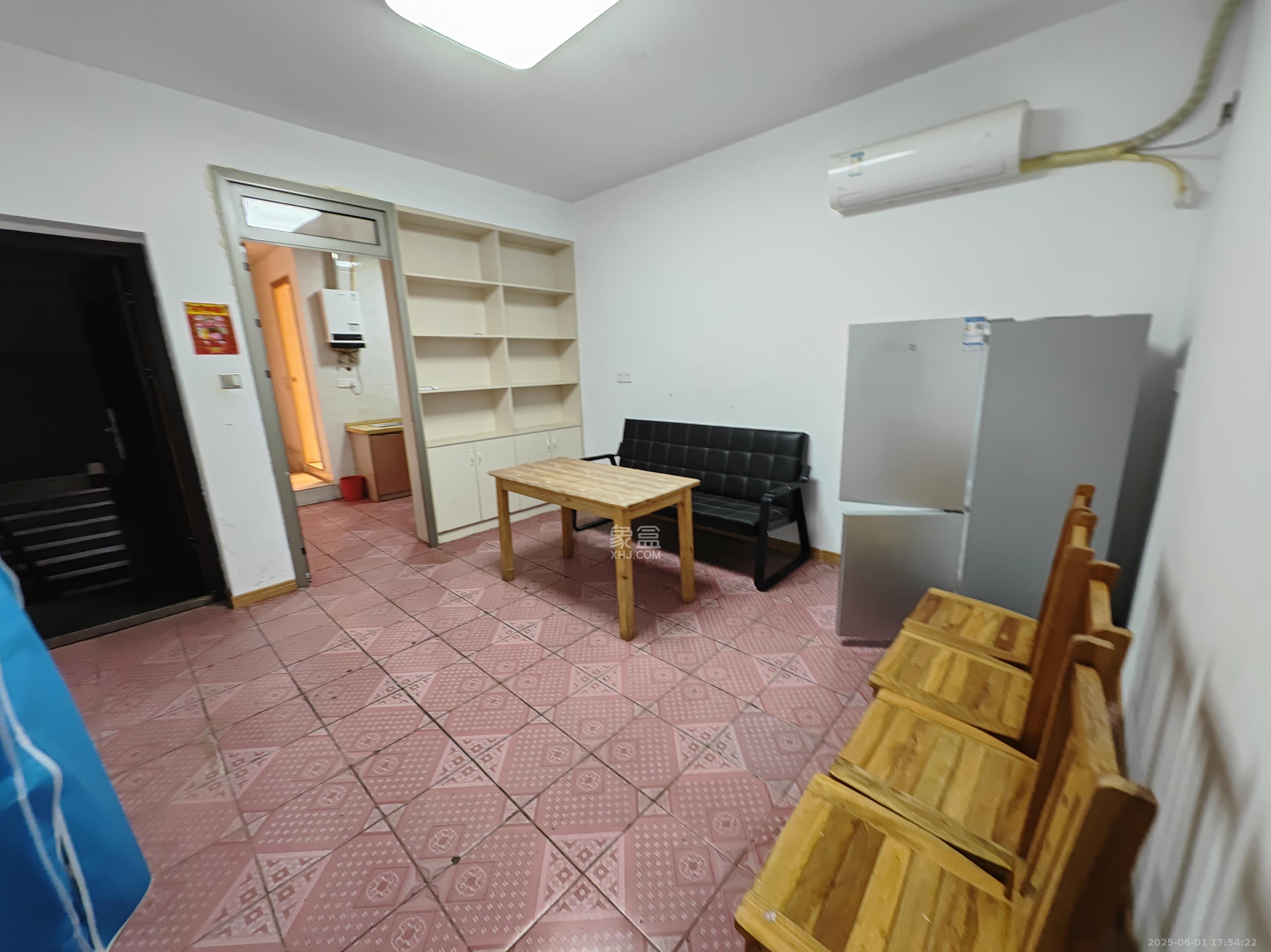 大鹏路散盘 2室1厅1卫 780.0元/月 大鹏路散盘 2室1厅1卫 780.0元/月室内图