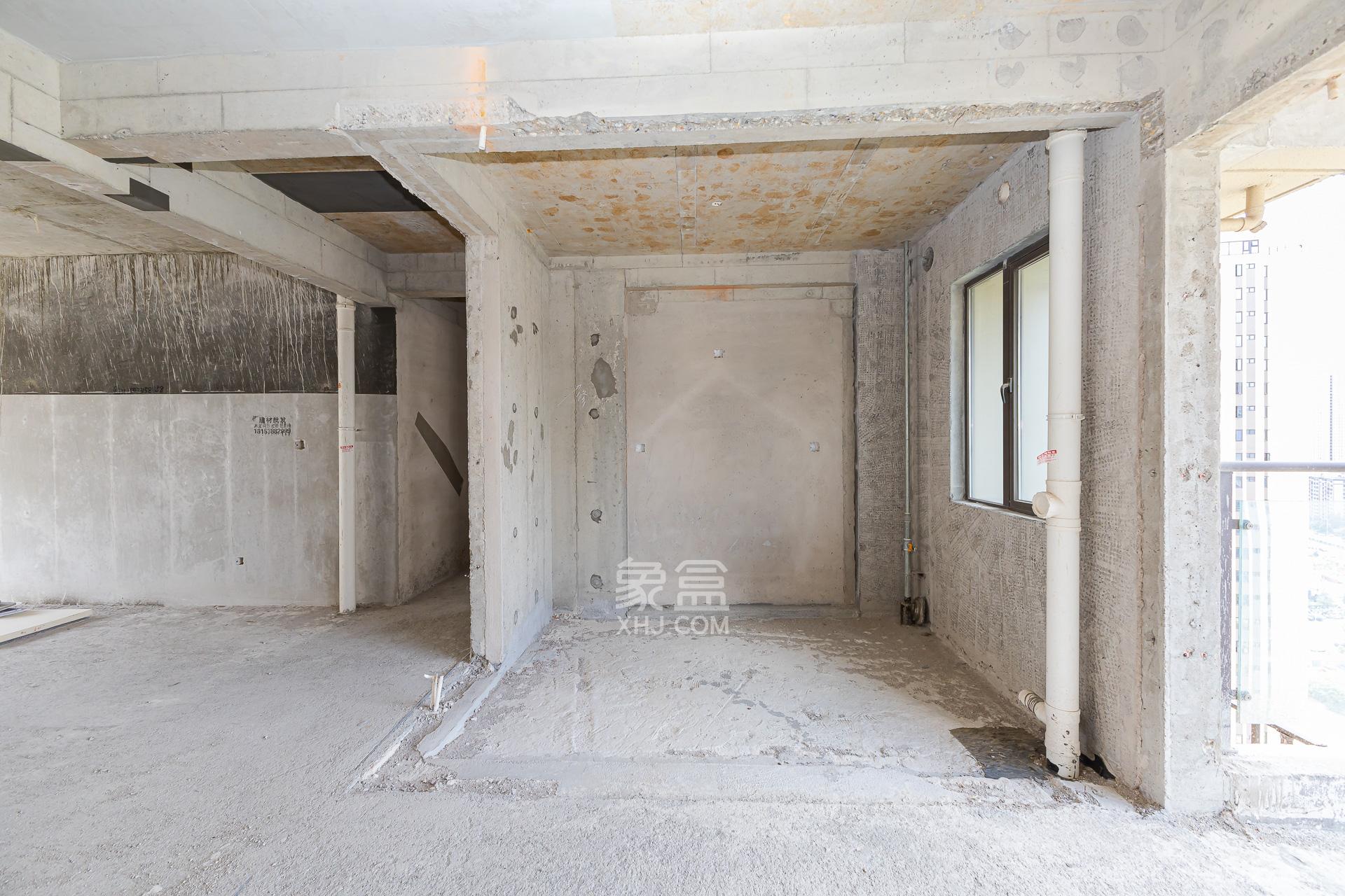 润和湘江天地C区 5室2厅3卫 180.0万 润和湘江天地C区 5室2厅3卫 180.0万厨房