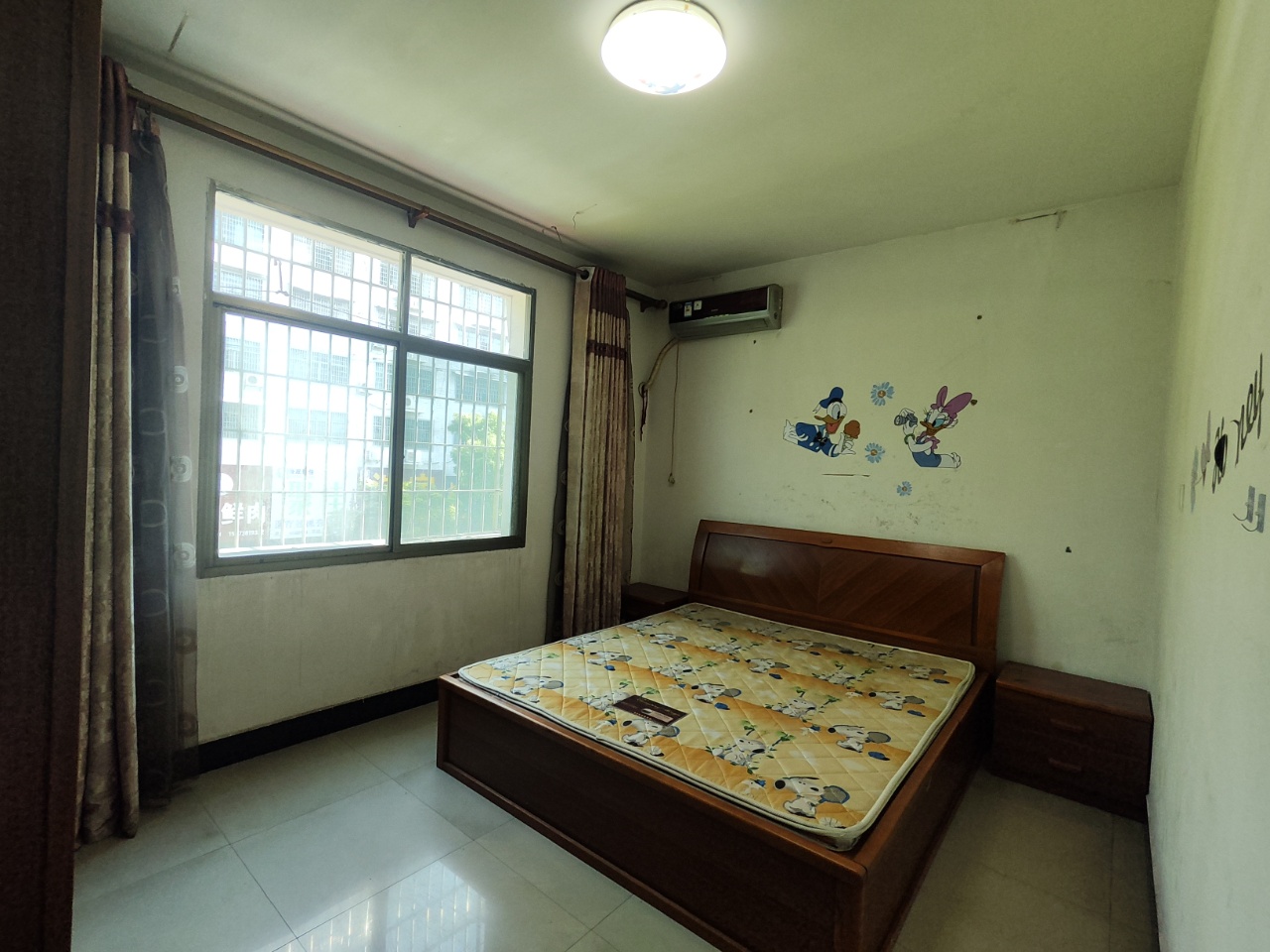 东贸街老国土局 3室2厅1卫 1200.0元/月 东贸街老国土局 3室2厅1卫 1200.0元/月室内图