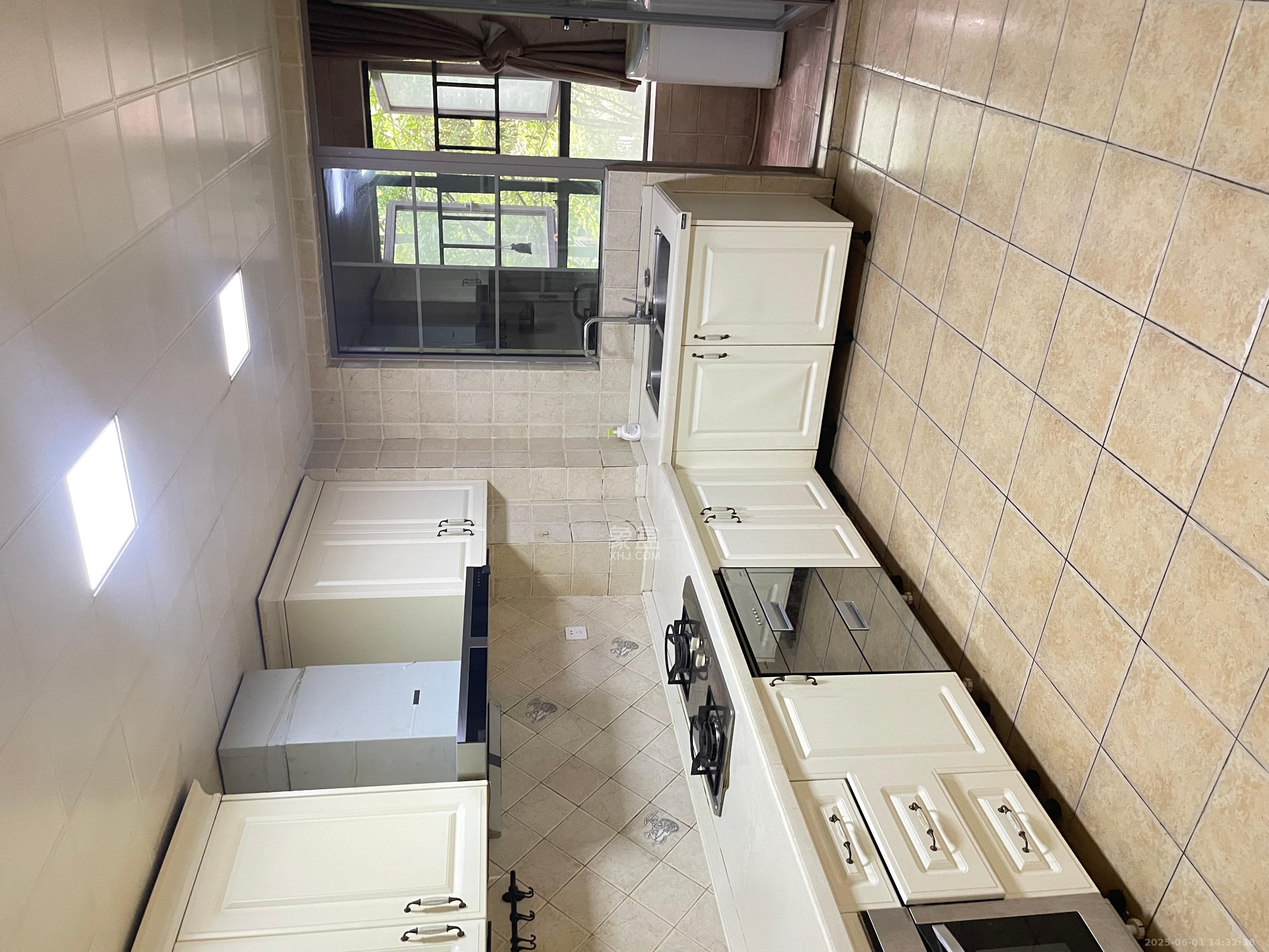 托斯卡纳洋房高层 4室2厅2卫 3500.0元/月 托斯卡纳洋房高层 4室2厅2卫 3500.0元/月室内图