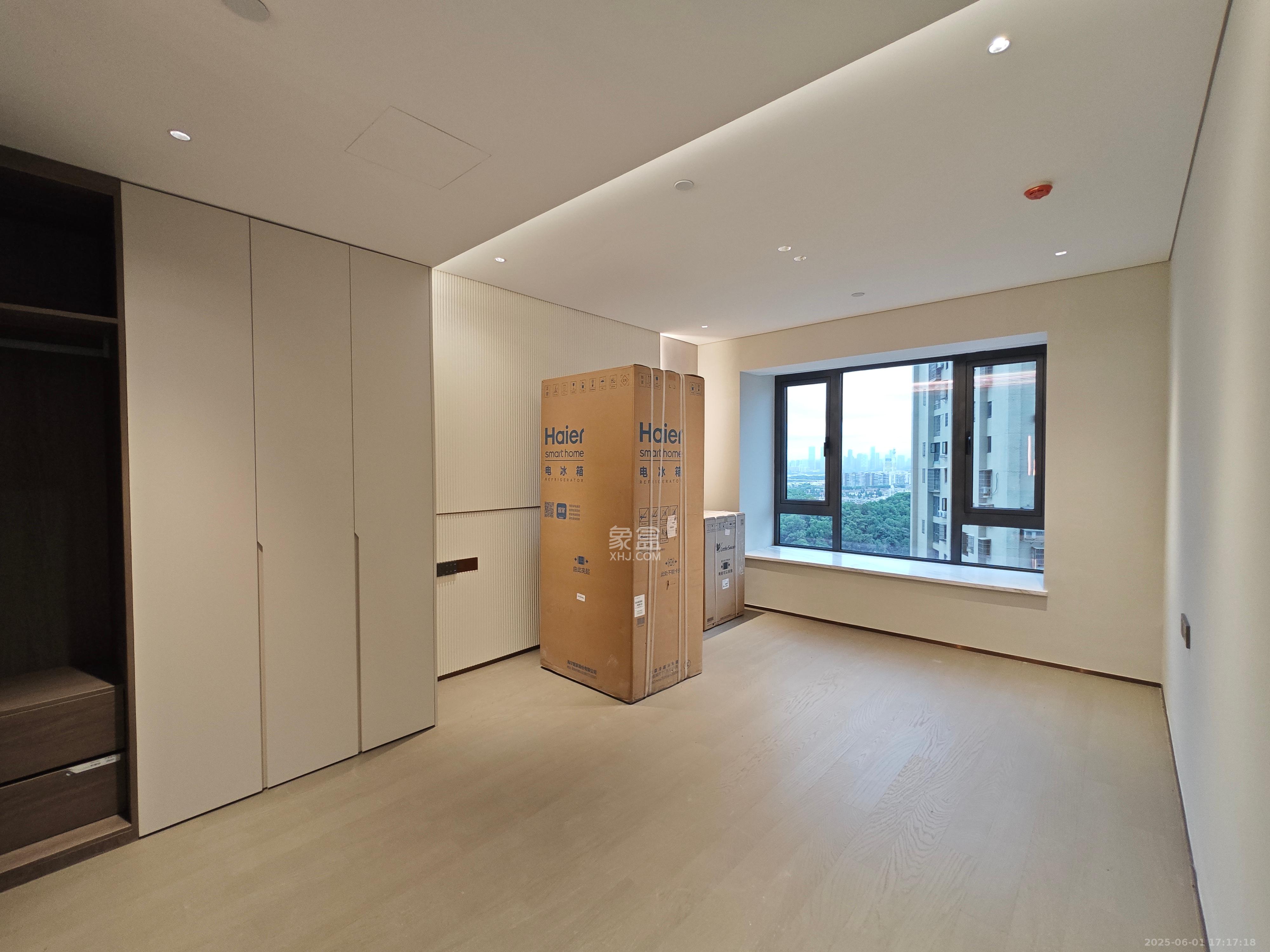 长沙悦府（华润万象城）  4室2厅3卫   16000.00元/月室内图