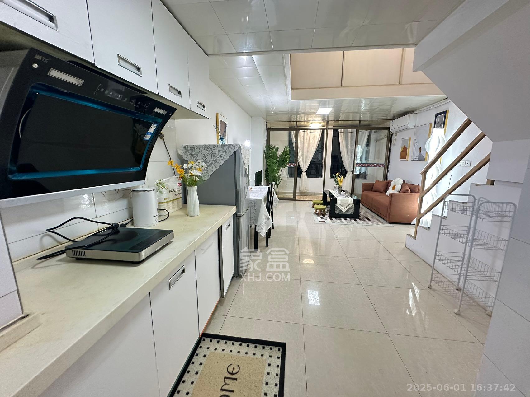 融圣国际  3室1厅1卫    3280.0元/月 融圣国际  3室1厅1卫    3280.0元/月室内图