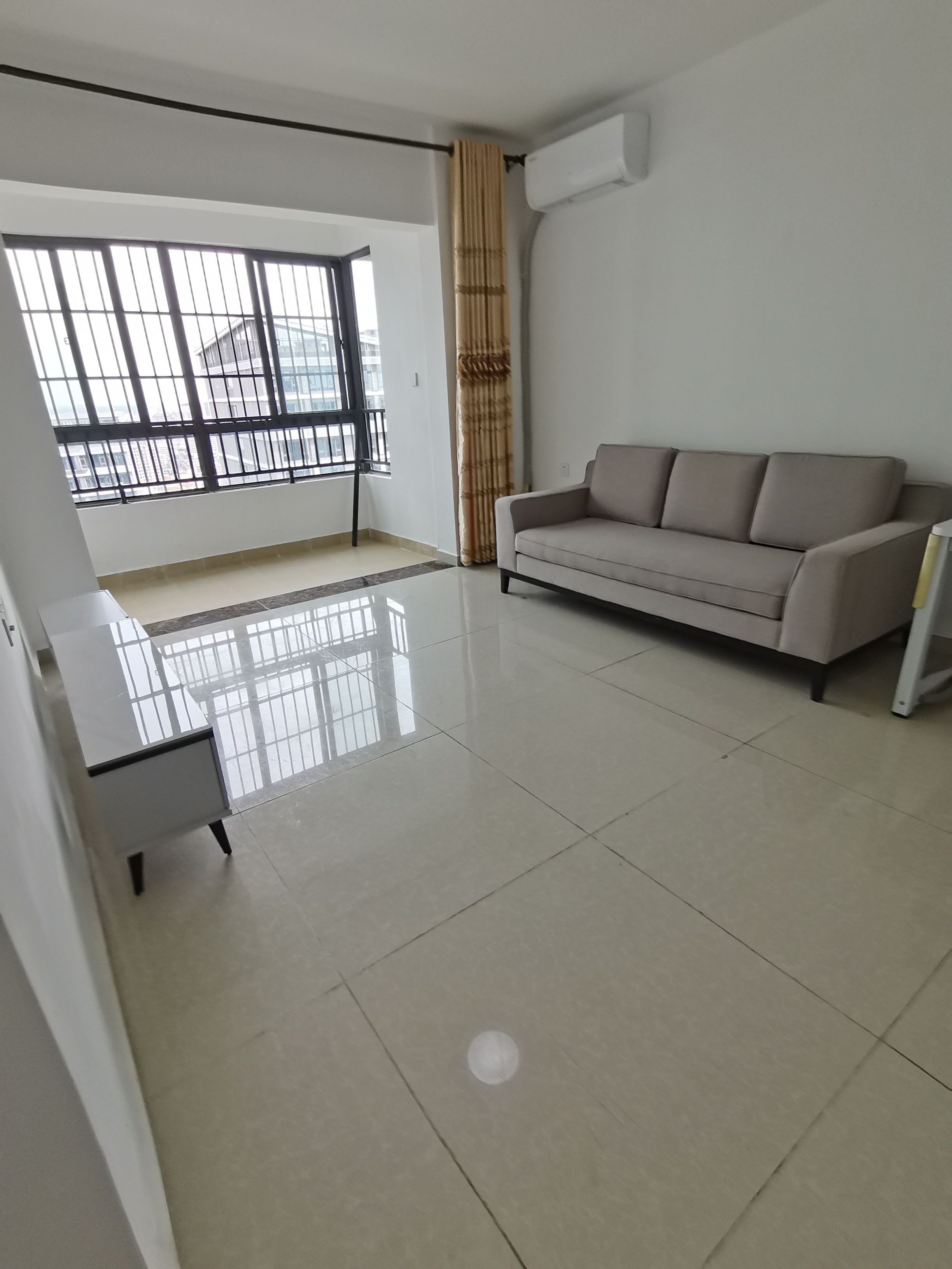 坡巷雅苑 3室2厅1卫 2800.0元/月 坡巷雅苑 3室2厅1卫 2800.0元/月室内图