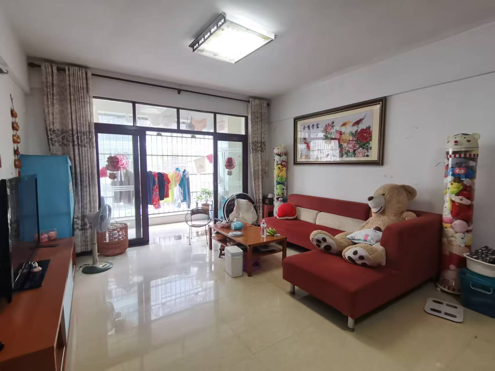 绿源雅都 4室2厅2卫 172.0万 绿源雅都 4室2厅2卫 172.0万客厅