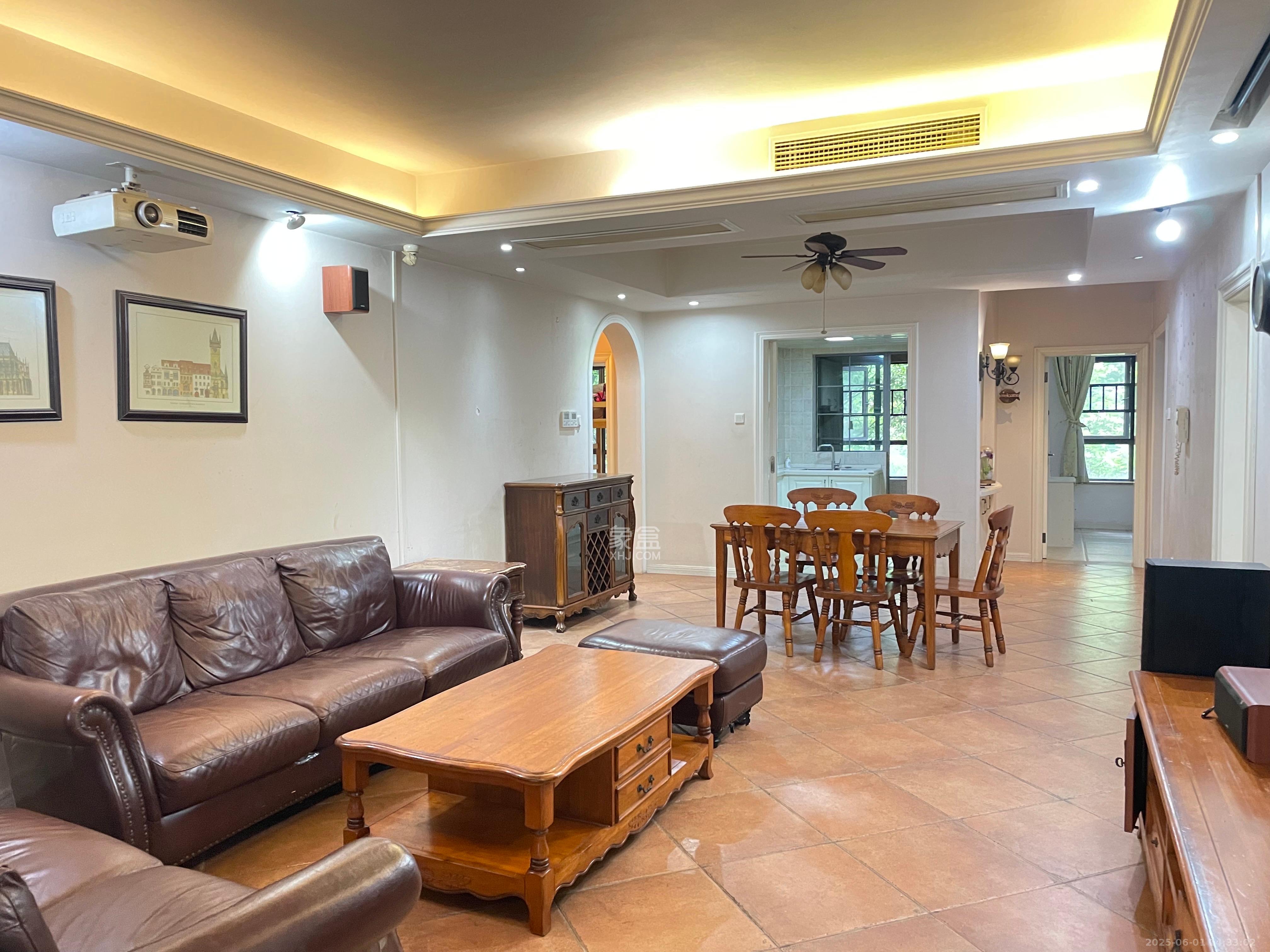 托斯卡纳洋房高层 4室2厅2卫 3500.0元/月 托斯卡纳洋房高层 4室2厅2卫 3500.0元/月室内图