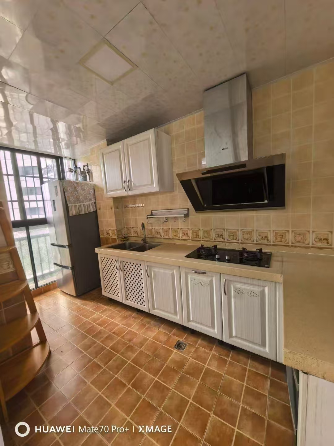 洛杉矶城 1室2厅1卫 122.0万 洛杉矶城 1室2厅1卫 122.0万室内图