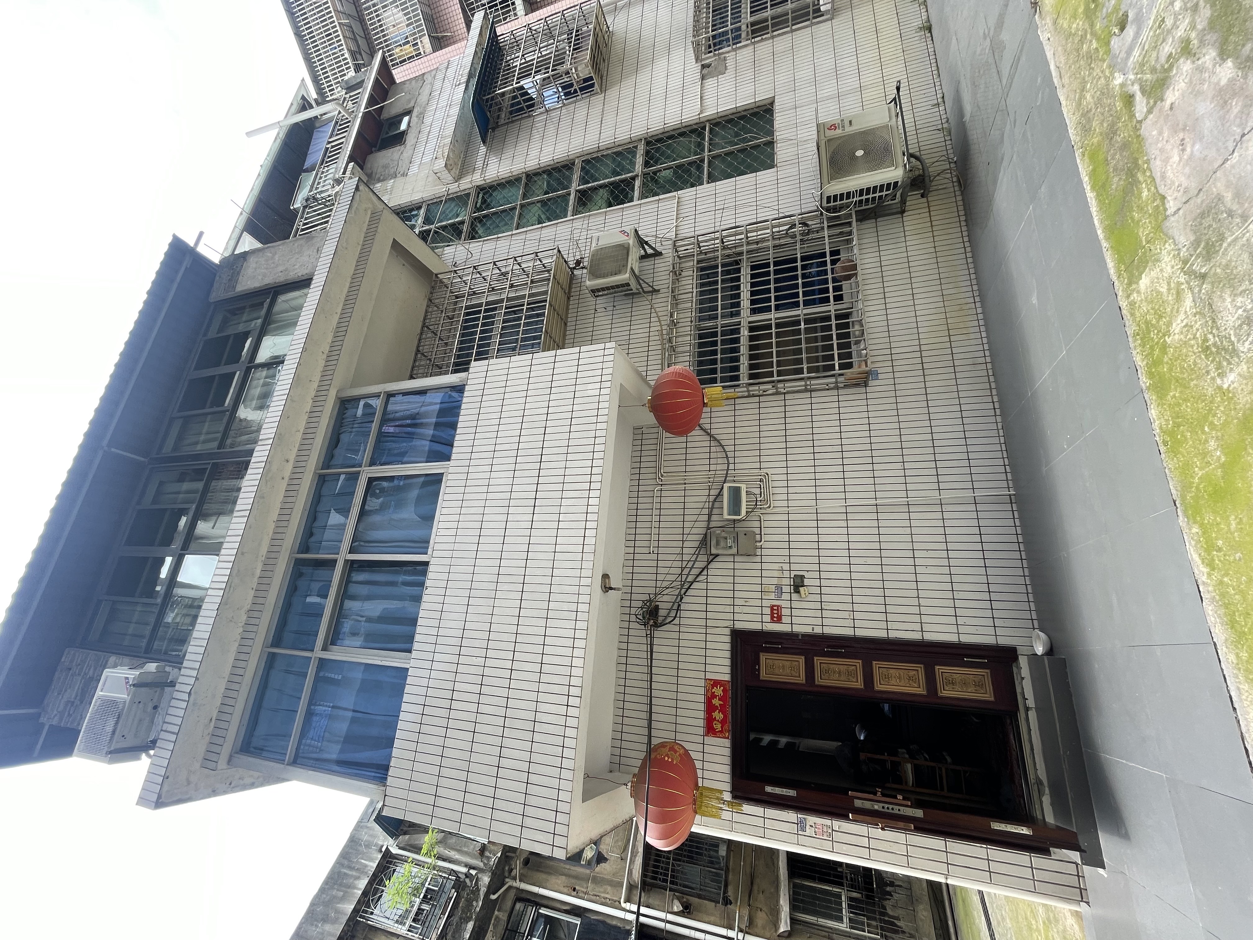 市中心散盘  5室2厅3卫   118.00万其他