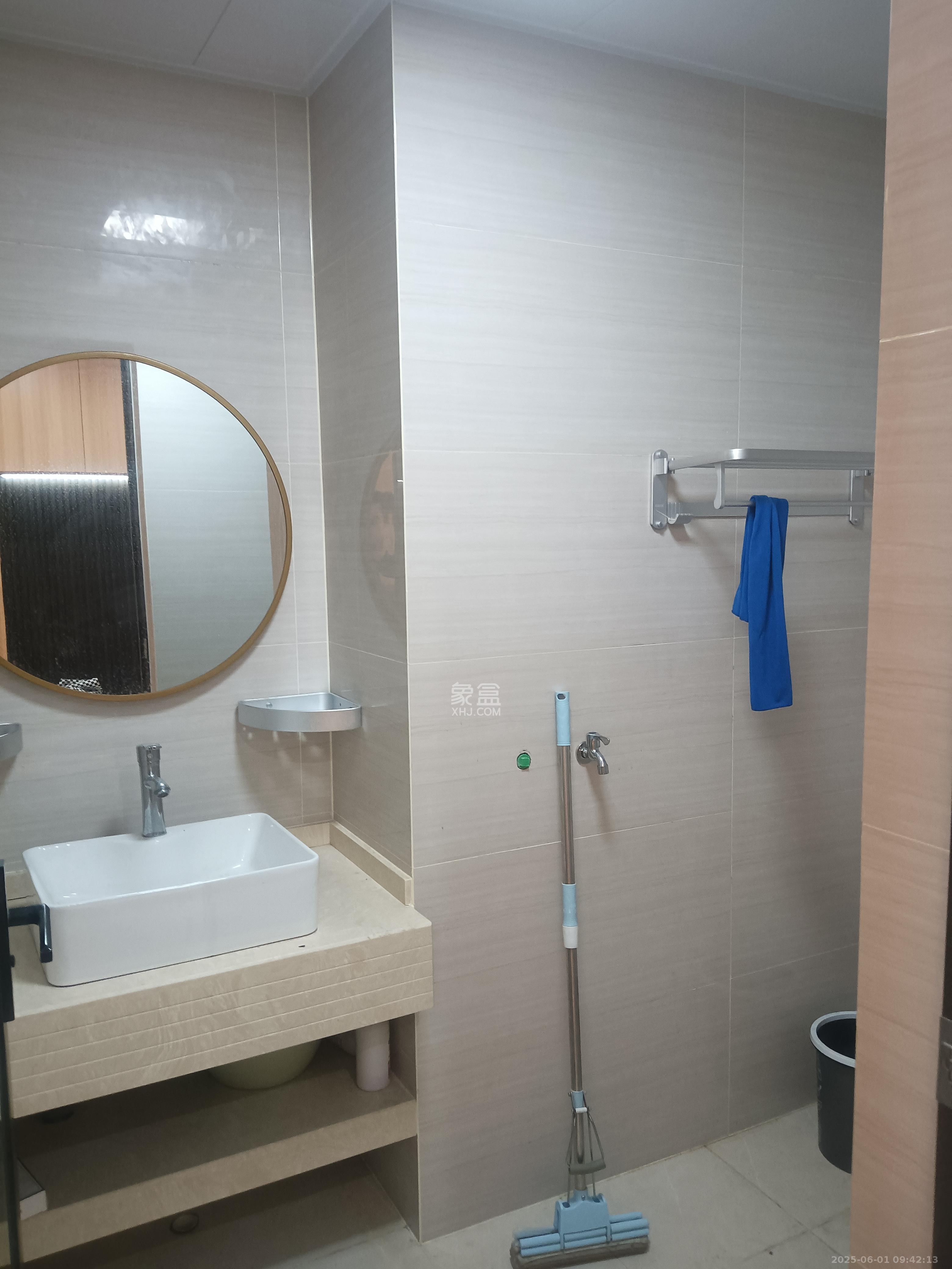 中建嘉和城  2室1厅1卫   3800.00元/月室内图