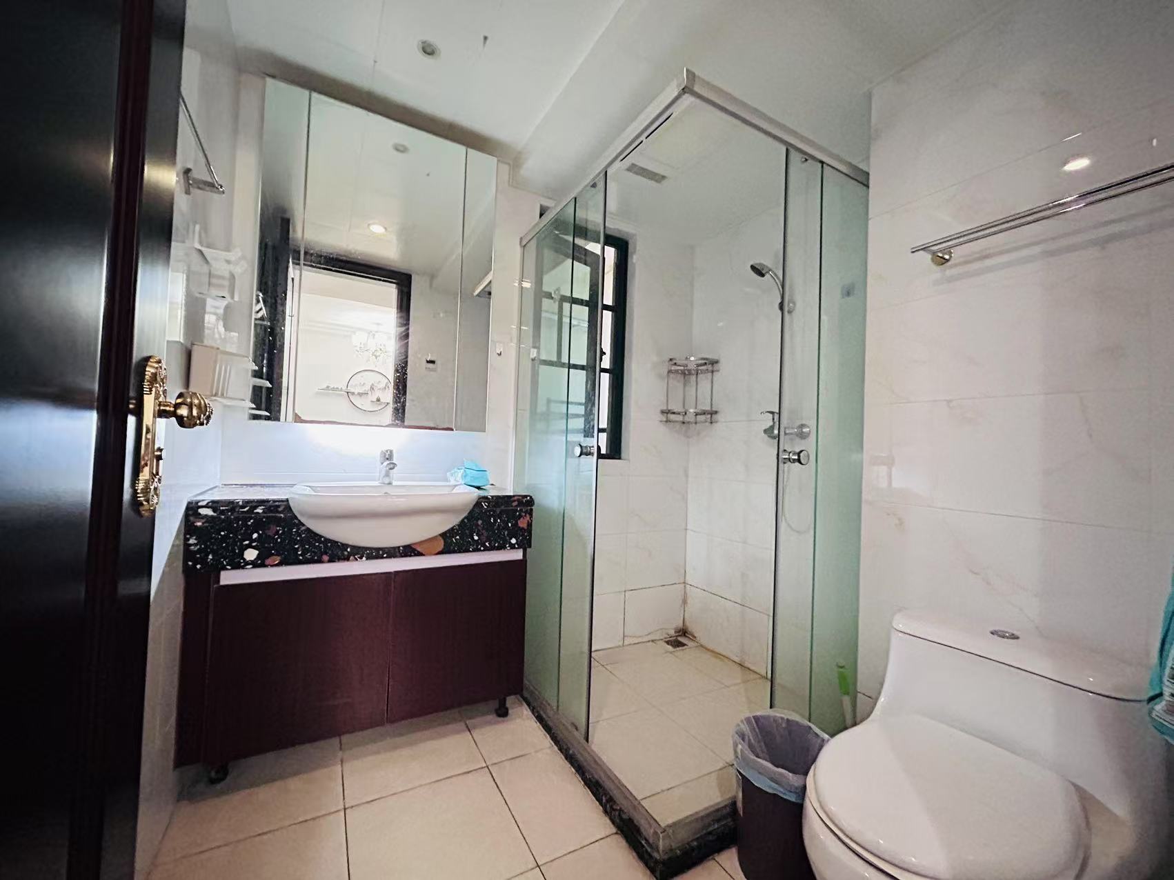 恒大绿洲 2室2厅1卫 1800.0元/月 恒大绿洲 2室2厅1卫 1800.0元/月室内图