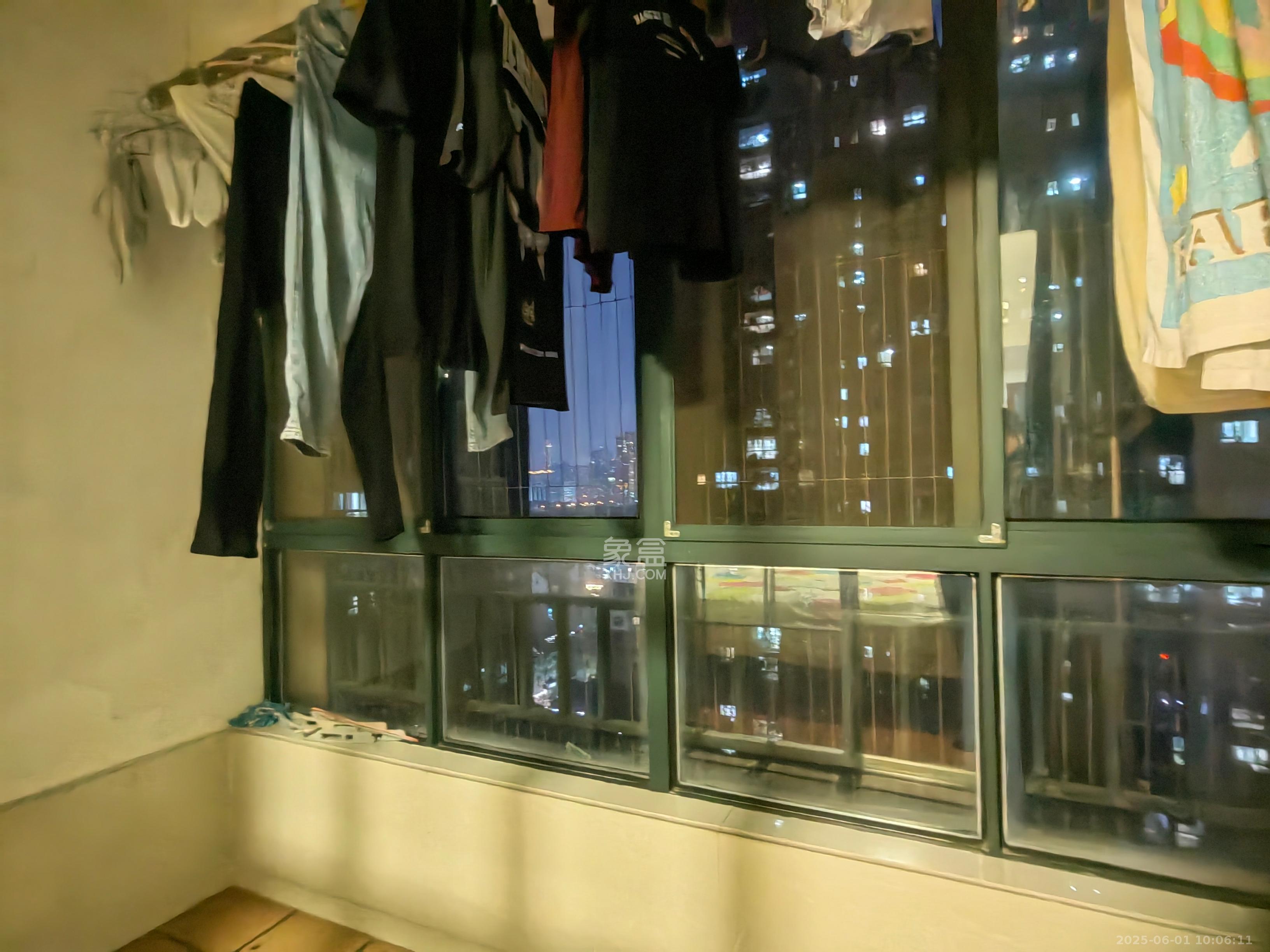 东玺门 4室2厅2卫 3800.0元/月 东玺门 4室2厅2卫 3800.0元/月室内图