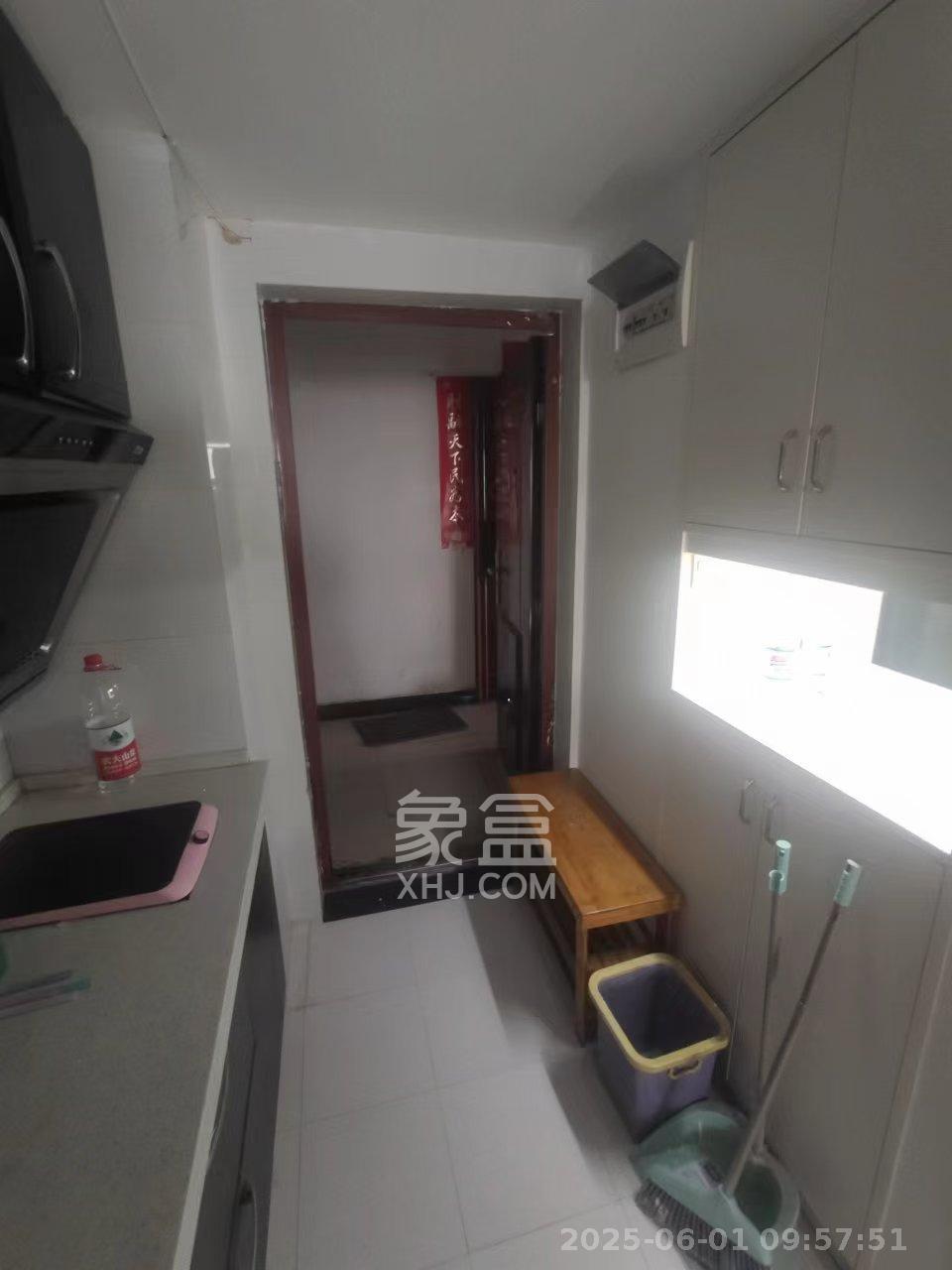 曙光领峰(曙光家园)  1室1厅1卫    1800.0元/月 曙光领峰(曙光家园)  1室1厅1卫    1800.0元/月室内图