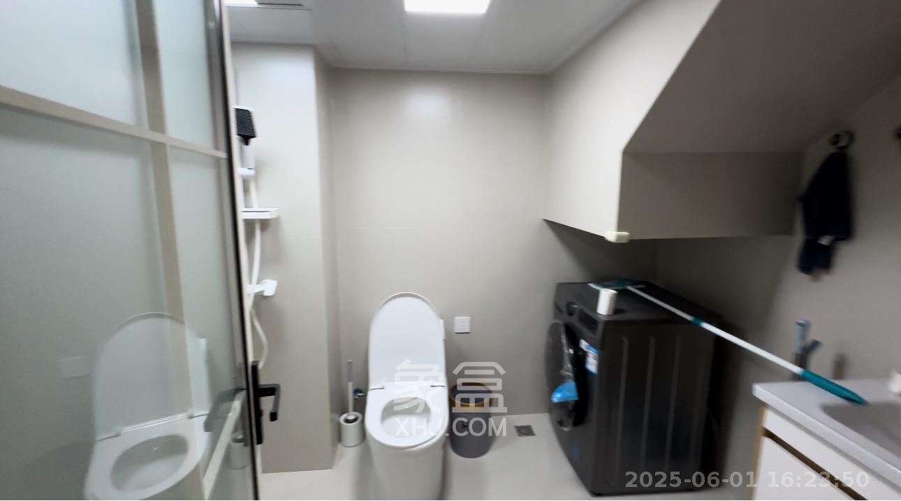 复地滨江金融中心 2室1厅1卫 2800.0元/月 复地滨江金融中心 2室1厅1卫 2800.0元/月室内图