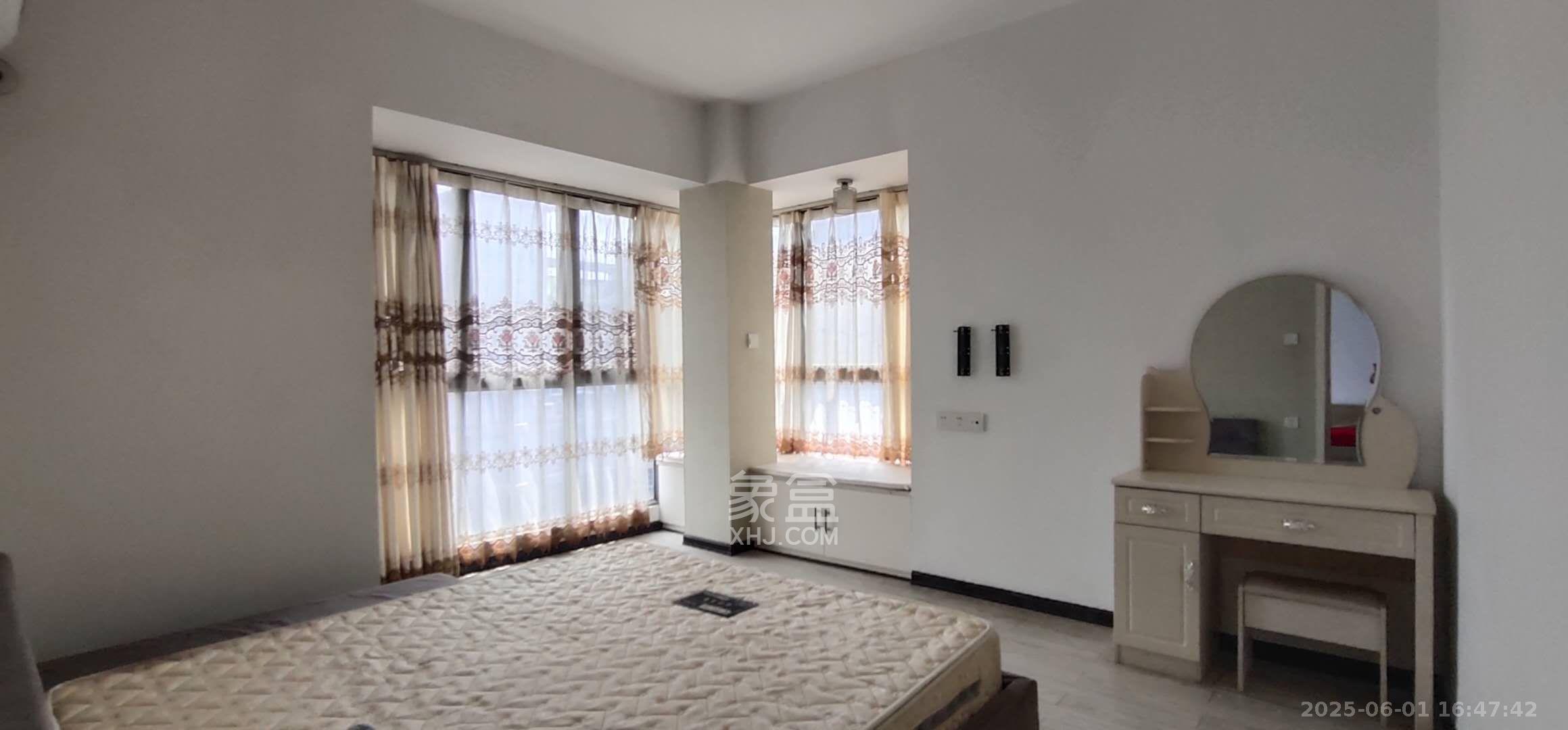 建鑫二期 3室2厅1卫 1600.0元/月 建鑫二期 3室2厅1卫 1600.0元/月室内图