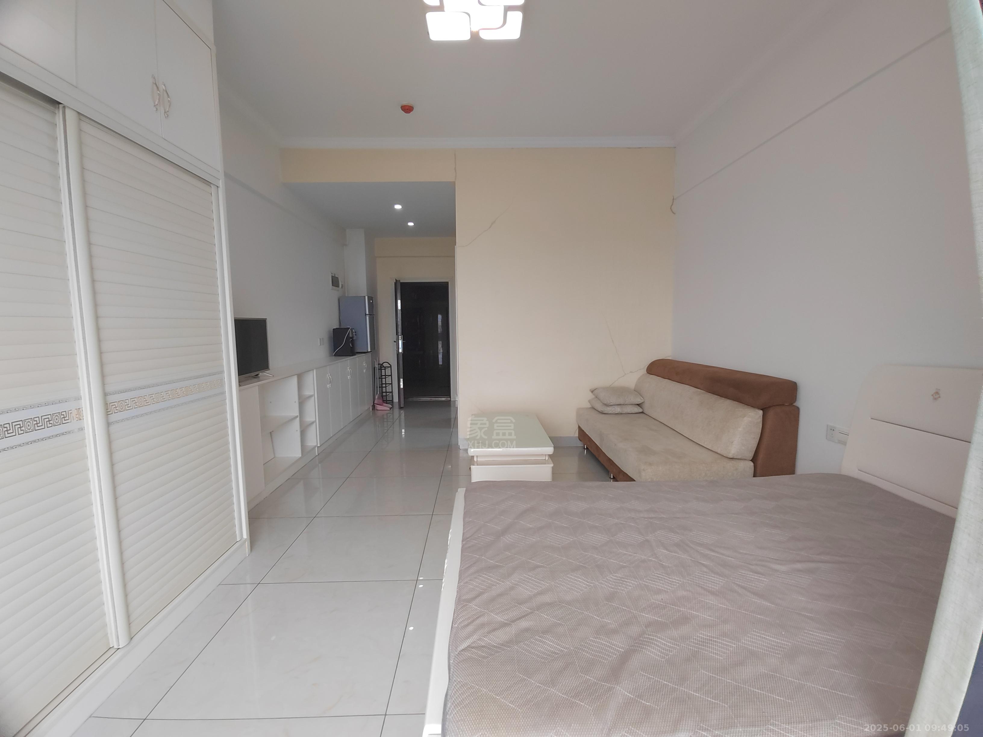 中泰财富湘江 1室1厅1卫 1100.0元/月 中泰财富湘江 1室1厅1卫 1100.0元/月室内图