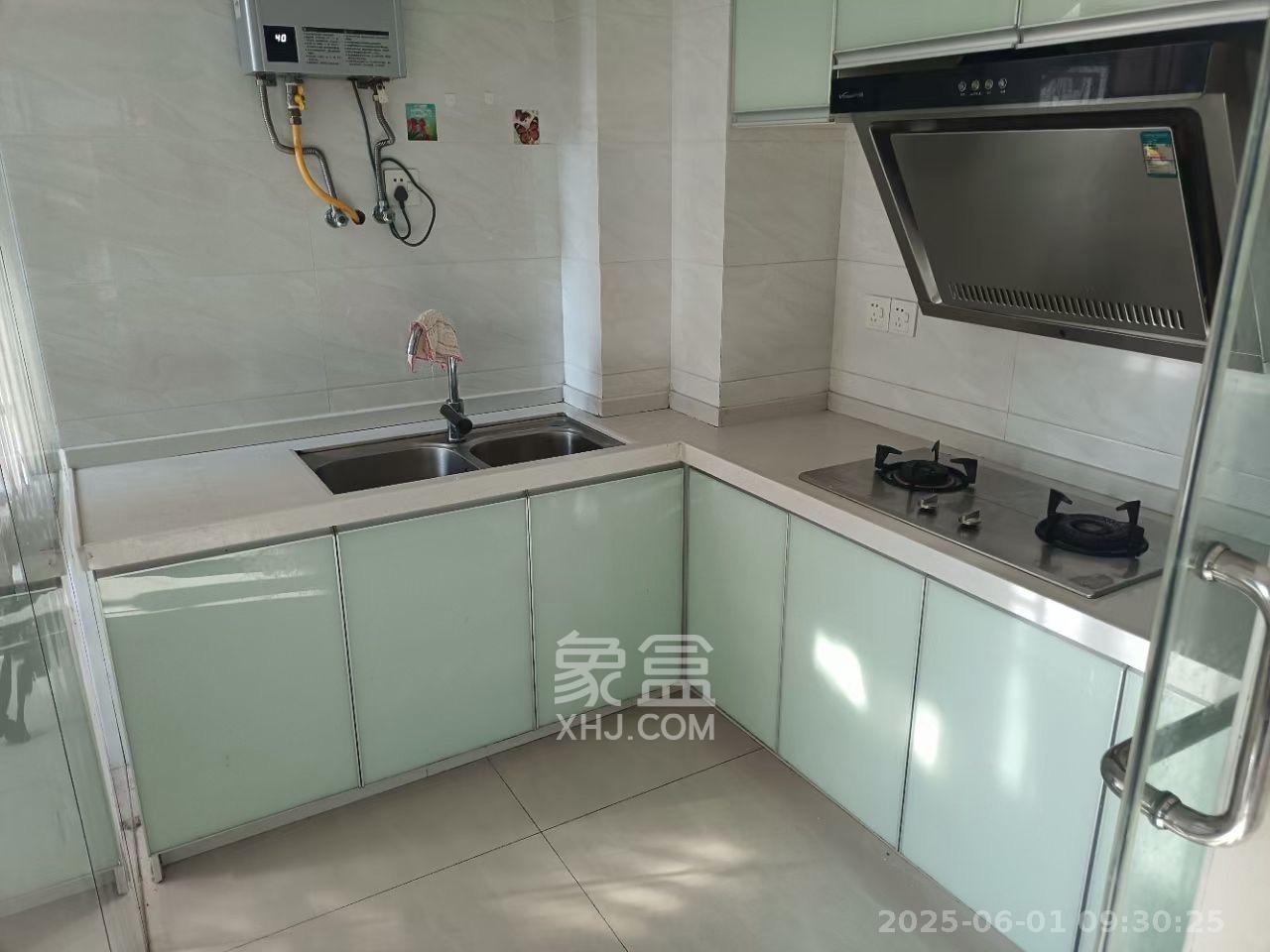 泰禹云开壹品  2室2厅1卫   1800.00元/月室内图
