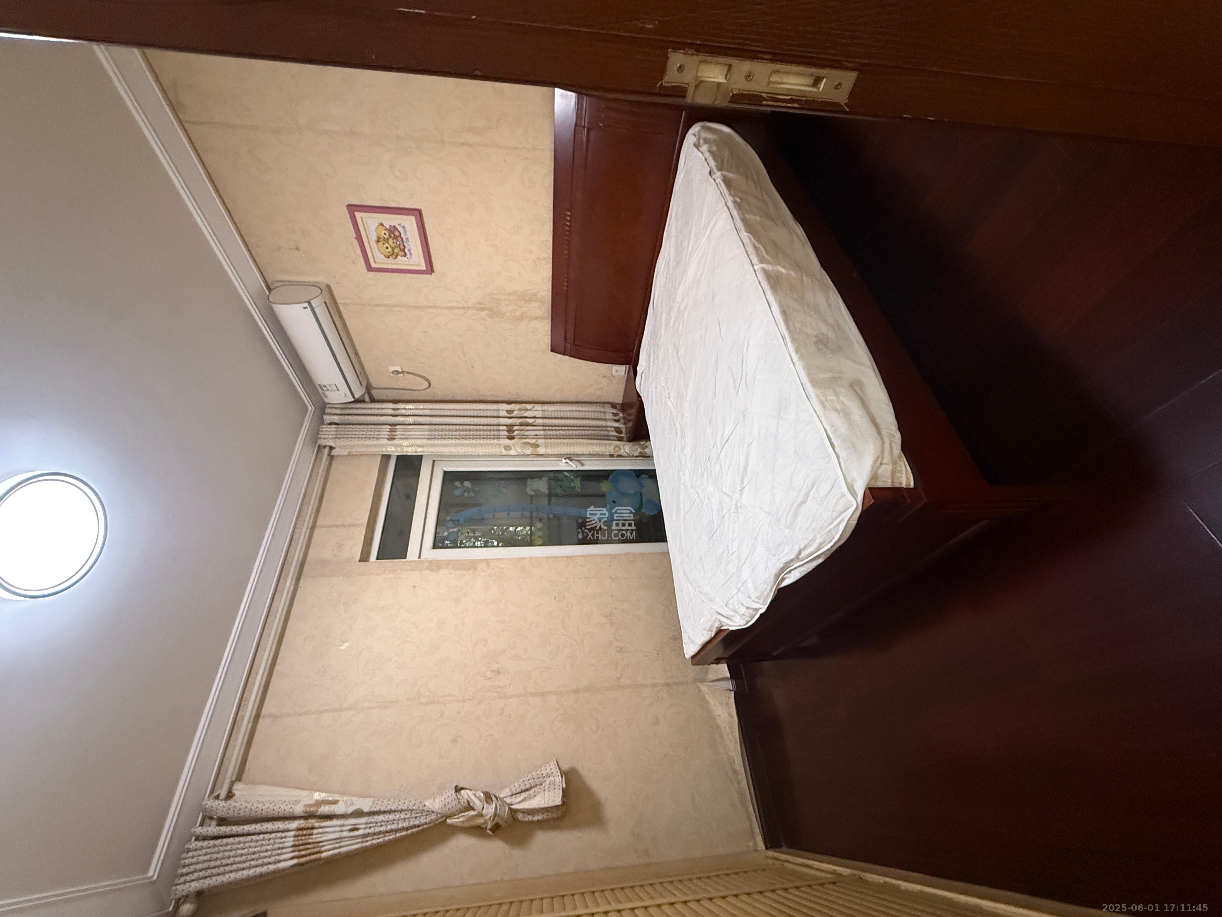 郡原居里  2室2厅1卫   1600.00元/月室内图