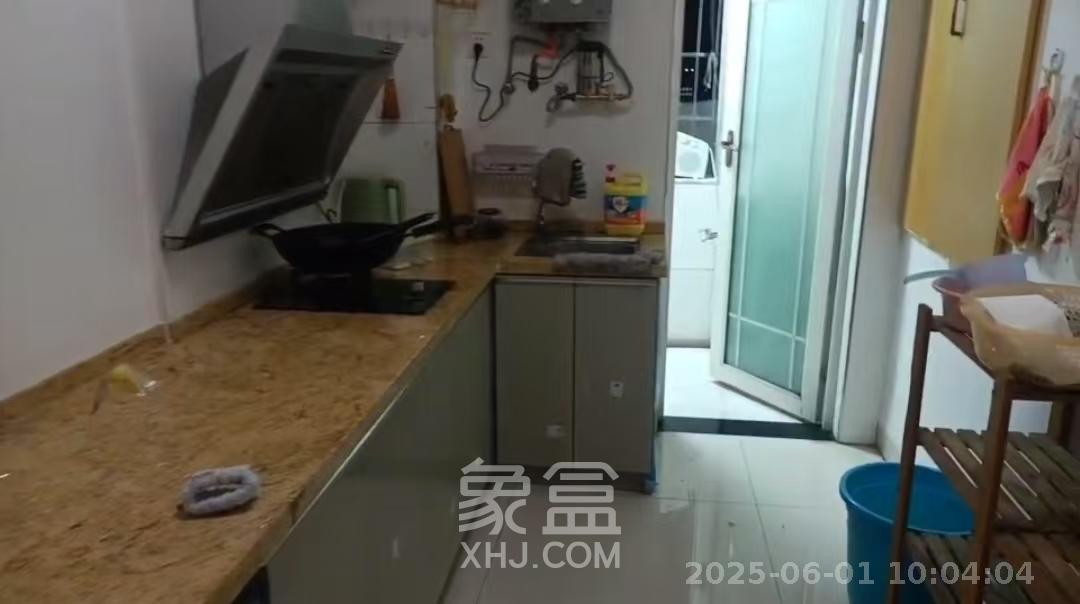 柏丽广场 1室0厅1卫 600.0元/月 柏丽广场 1室0厅1卫 600.0元/月室内图