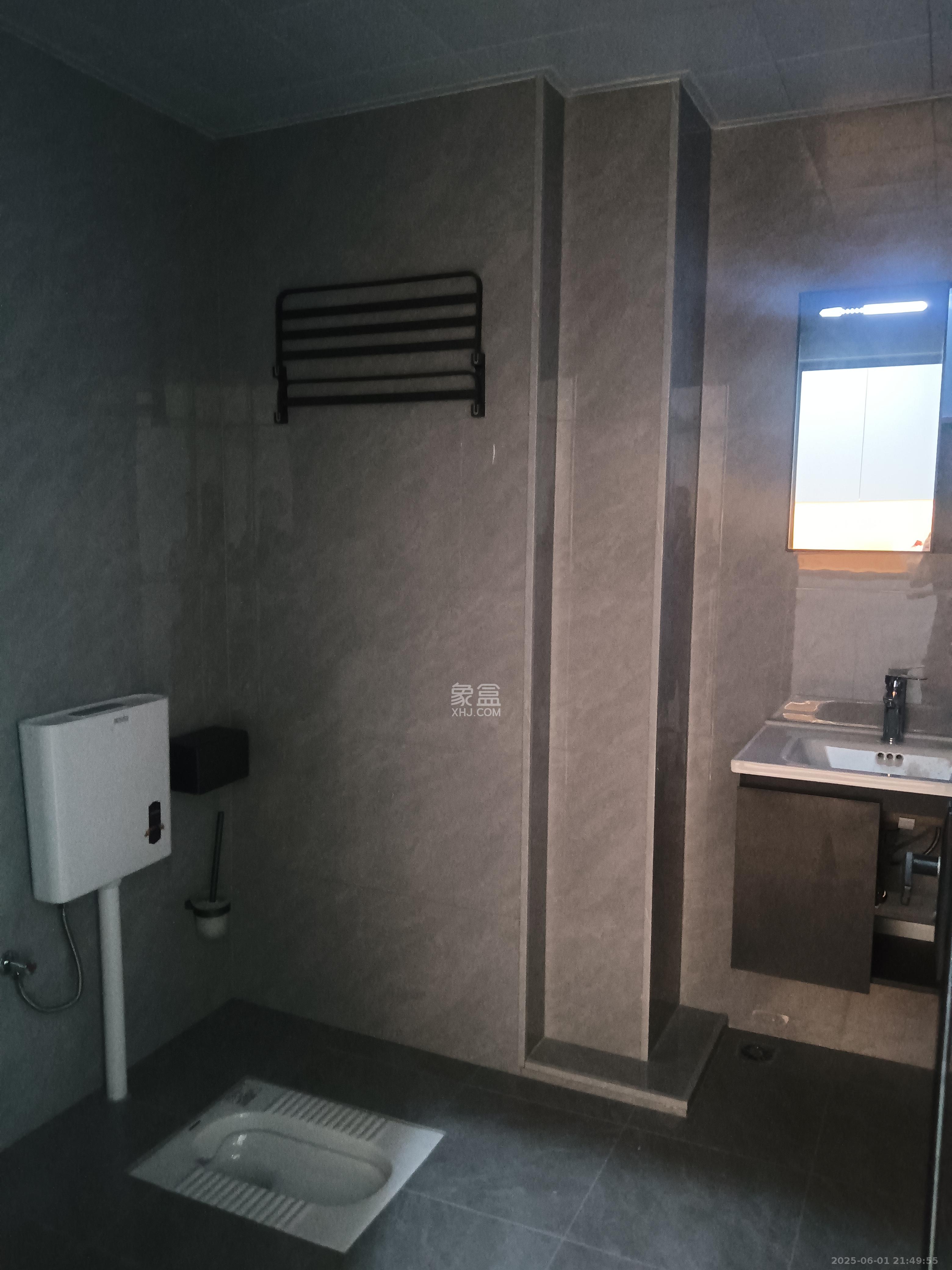 中建嘉和城  3室1厅1卫   1600.00元/月室内图
