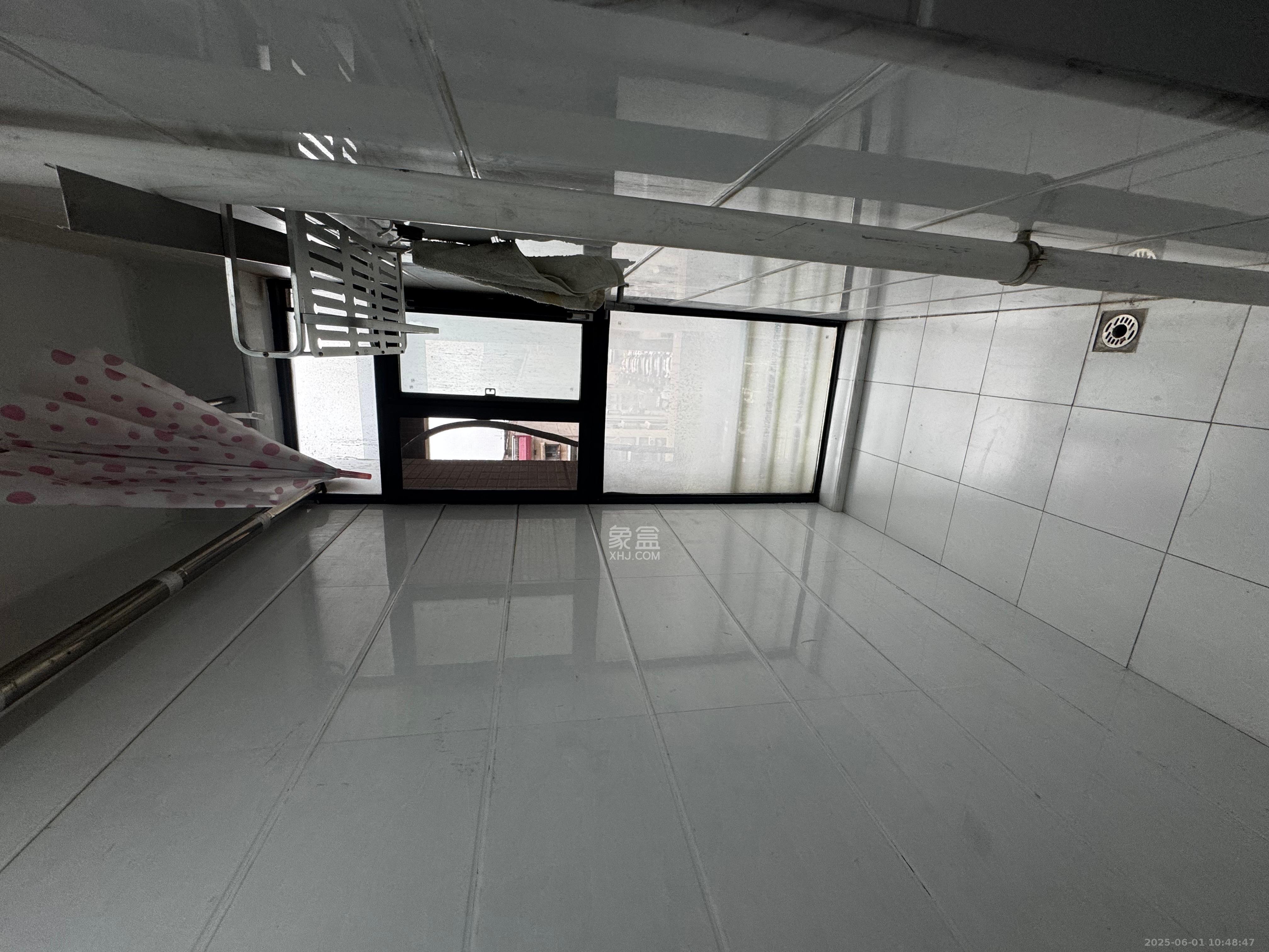 百纳广场(百纳公寓) 2室1厅1卫 2500.0元/月 百纳广场(百纳公寓) 2室1厅1卫 2500.0元/月室内图