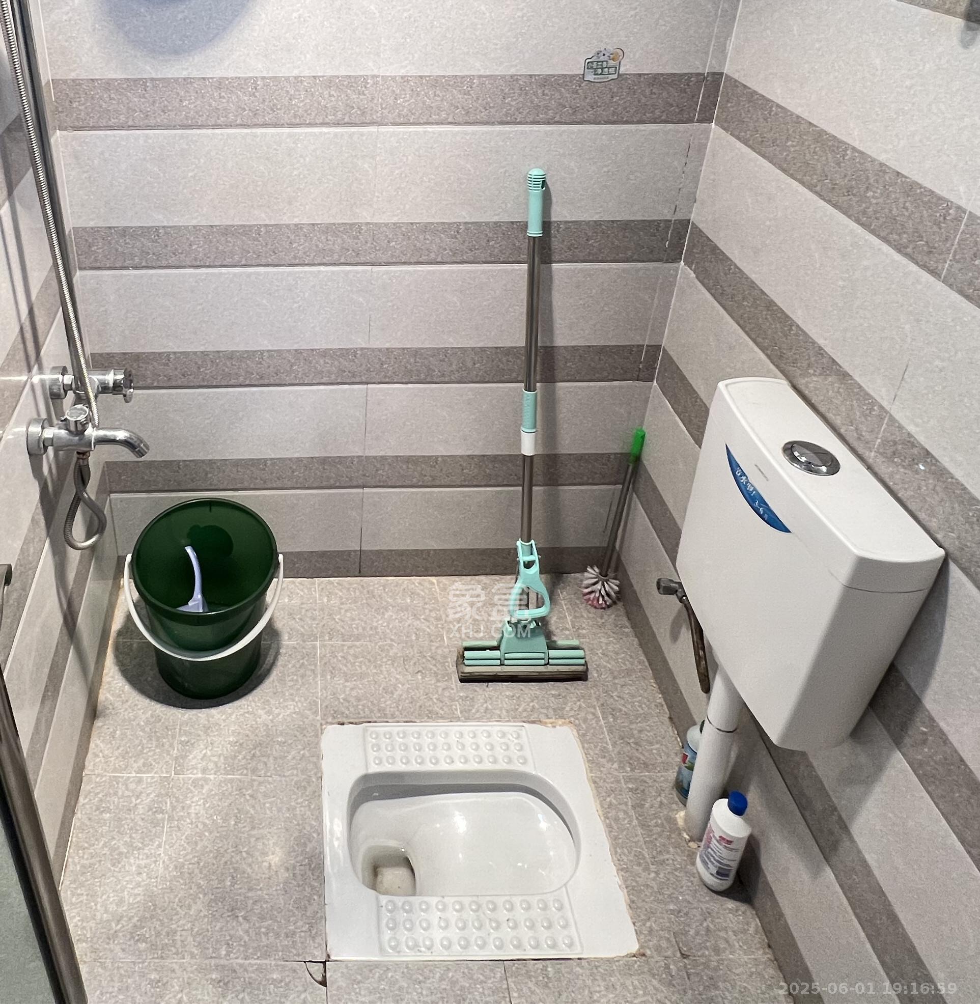 铂宫  1室1厅1卫   2200.00元/月