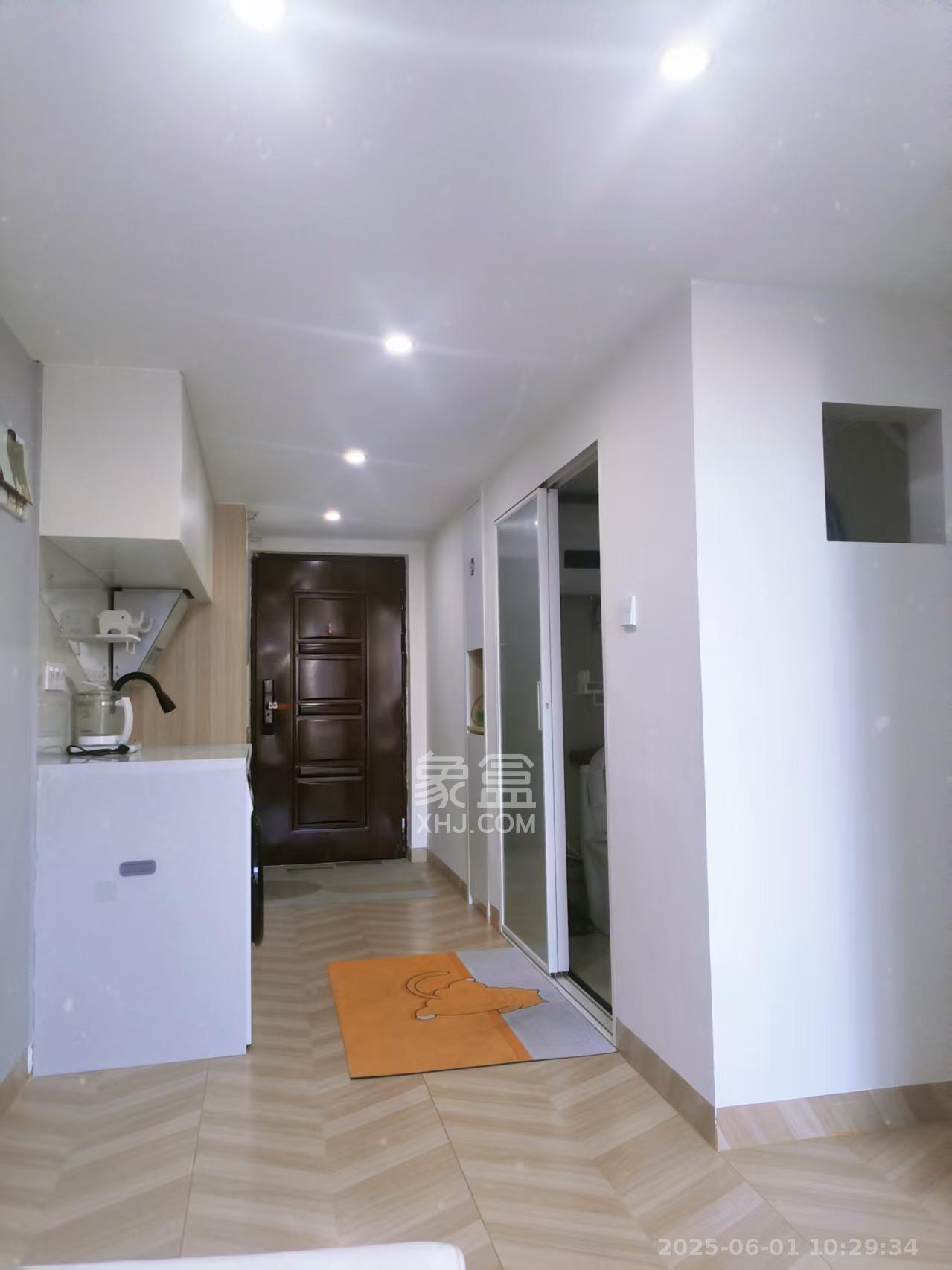 新长海D1站 1室1厅1卫 1600.0元/月 新长海D1站 1室1厅1卫 1600.0元/月室内图