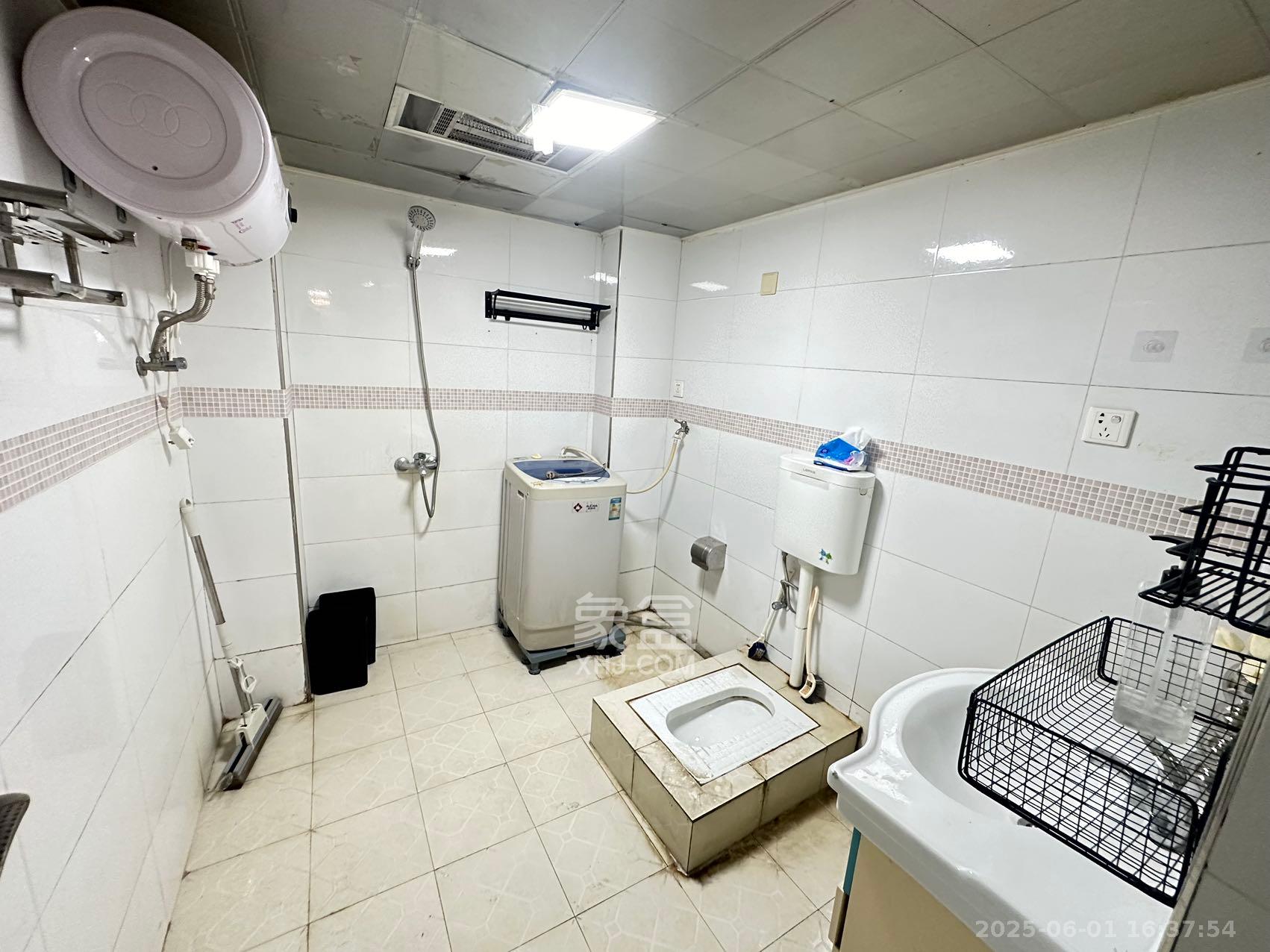 融圣国际  3室1厅1卫    3280.0元/月 融圣国际  3室1厅1卫    3280.0元/月室内图